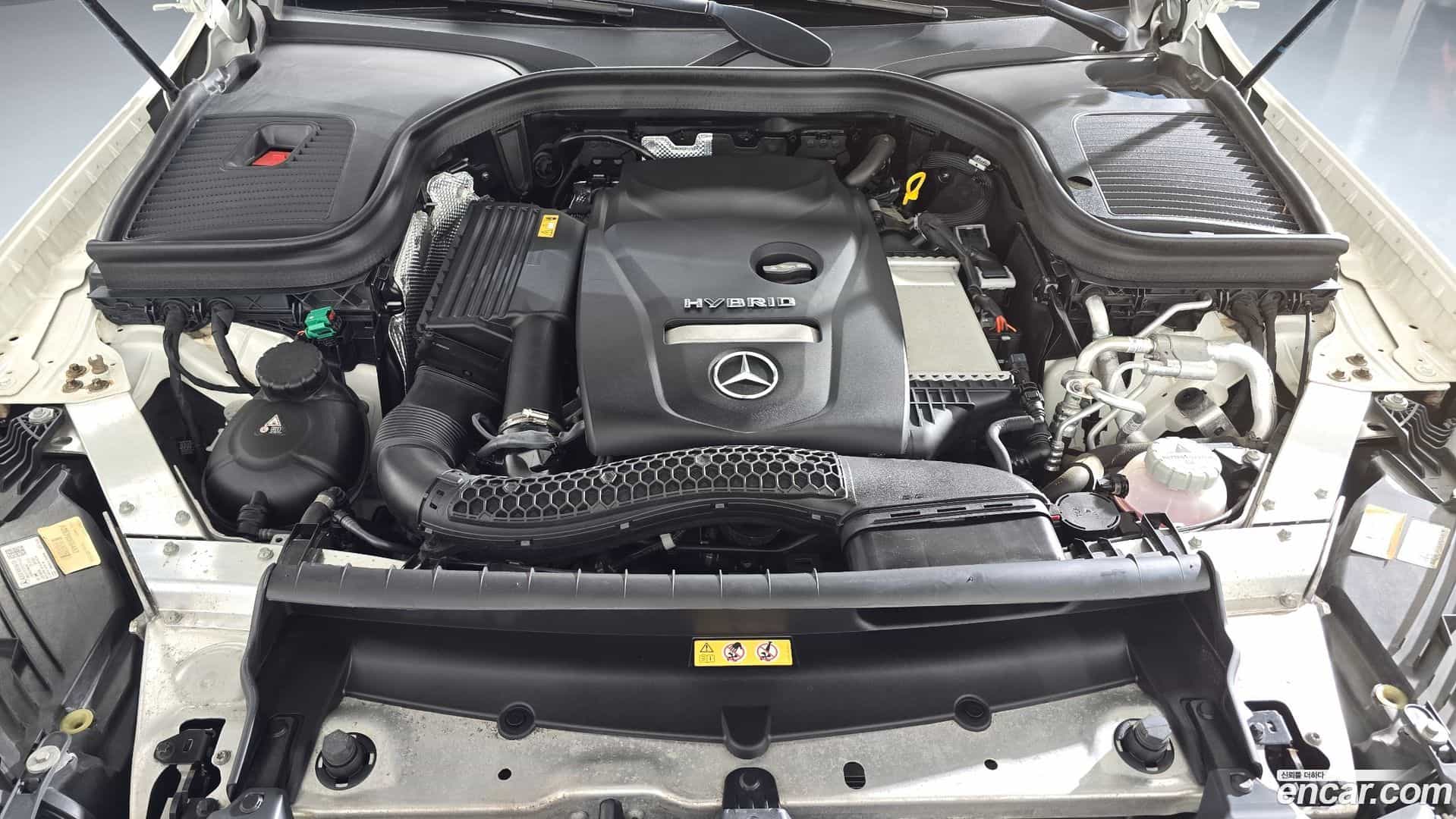 GLC-Class Mercedes-Benz 2021.11-OUTER-006