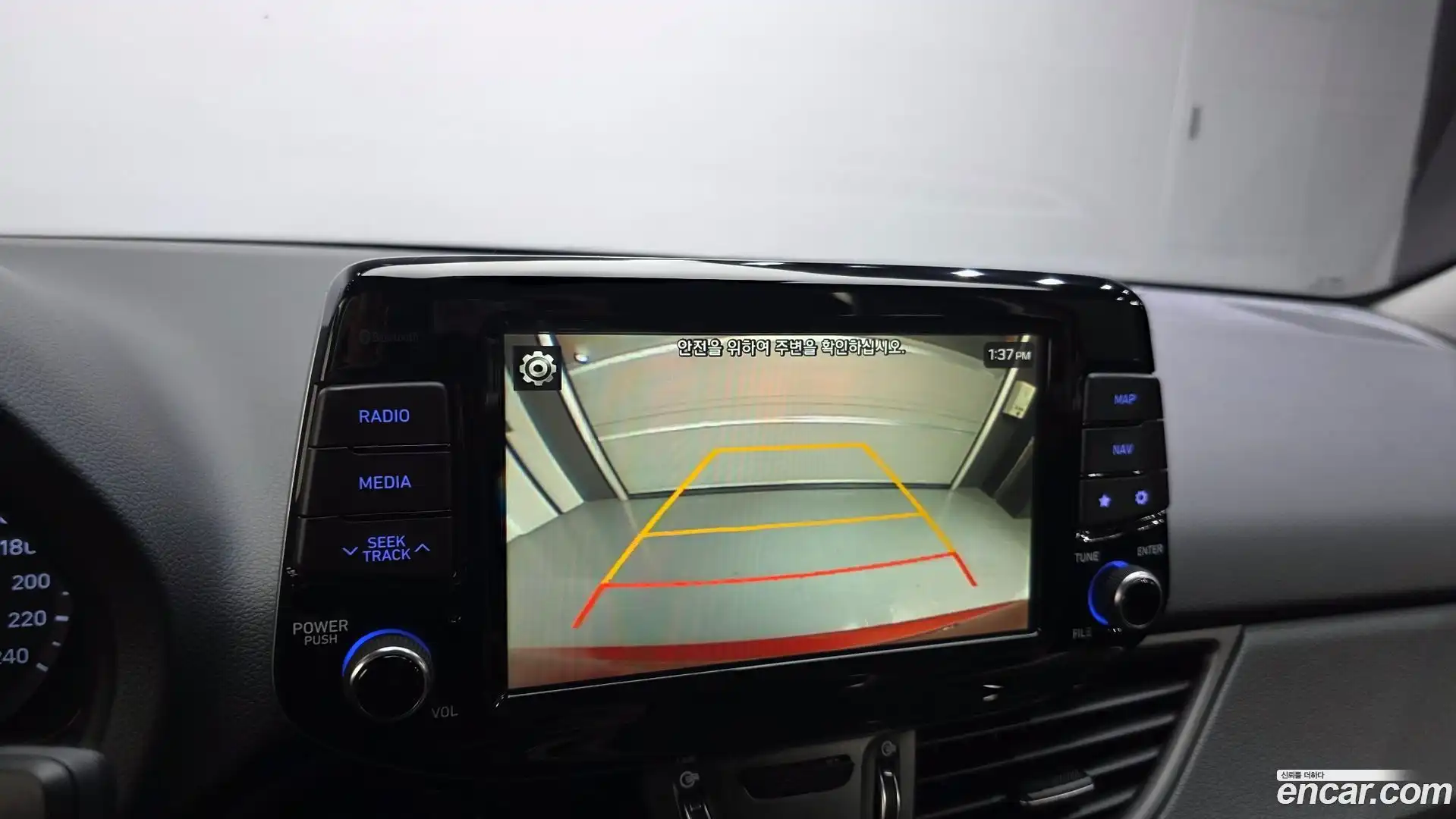 i30 Hyundai 2018.2-OPTION-020