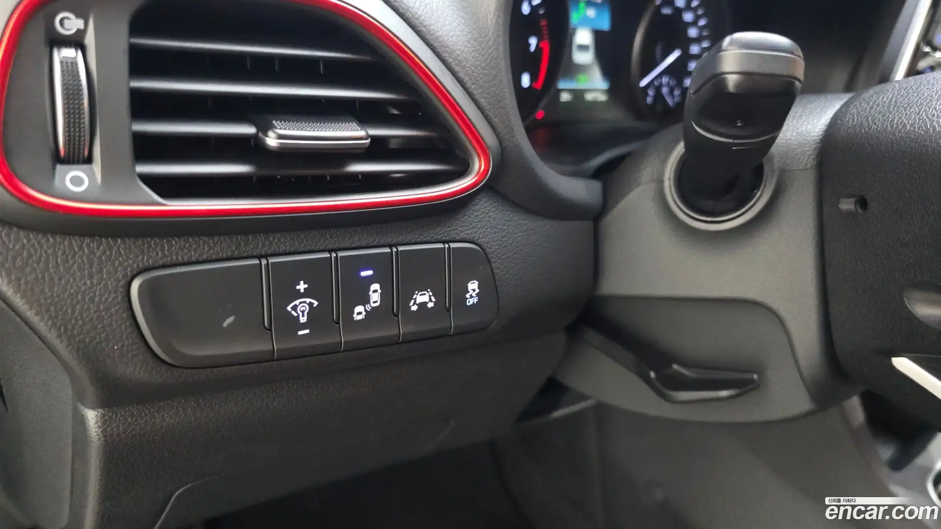 i30 Hyundai 2018.2-OPTION-023