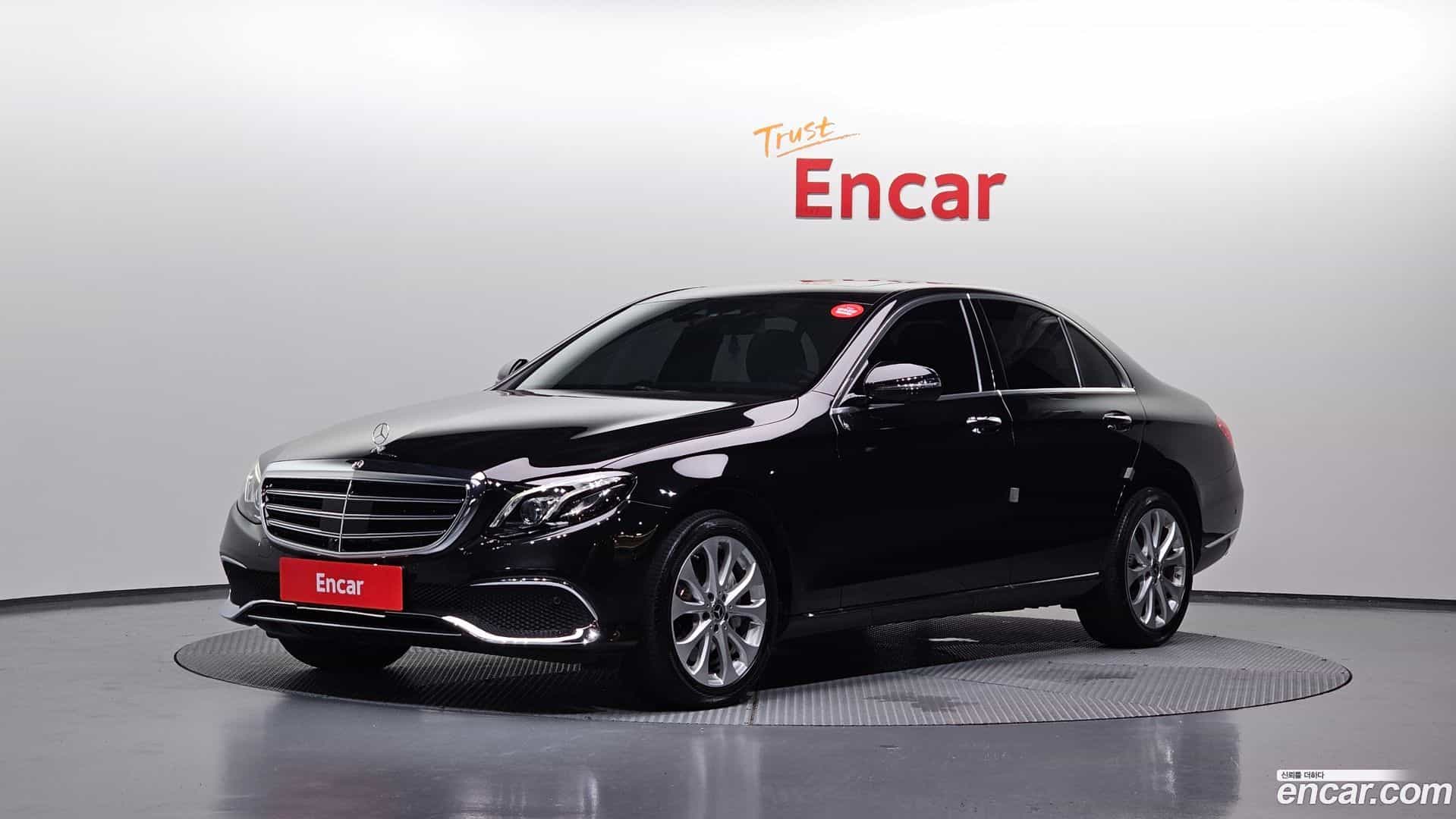 E-Class Mercedes-Benz 2020.8-OUTER-001