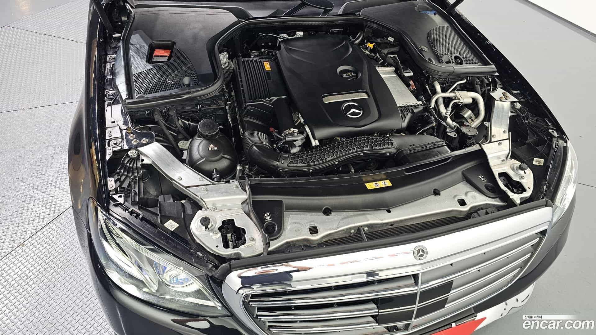 E-Class Mercedes-Benz 2020.8-OUTER-006