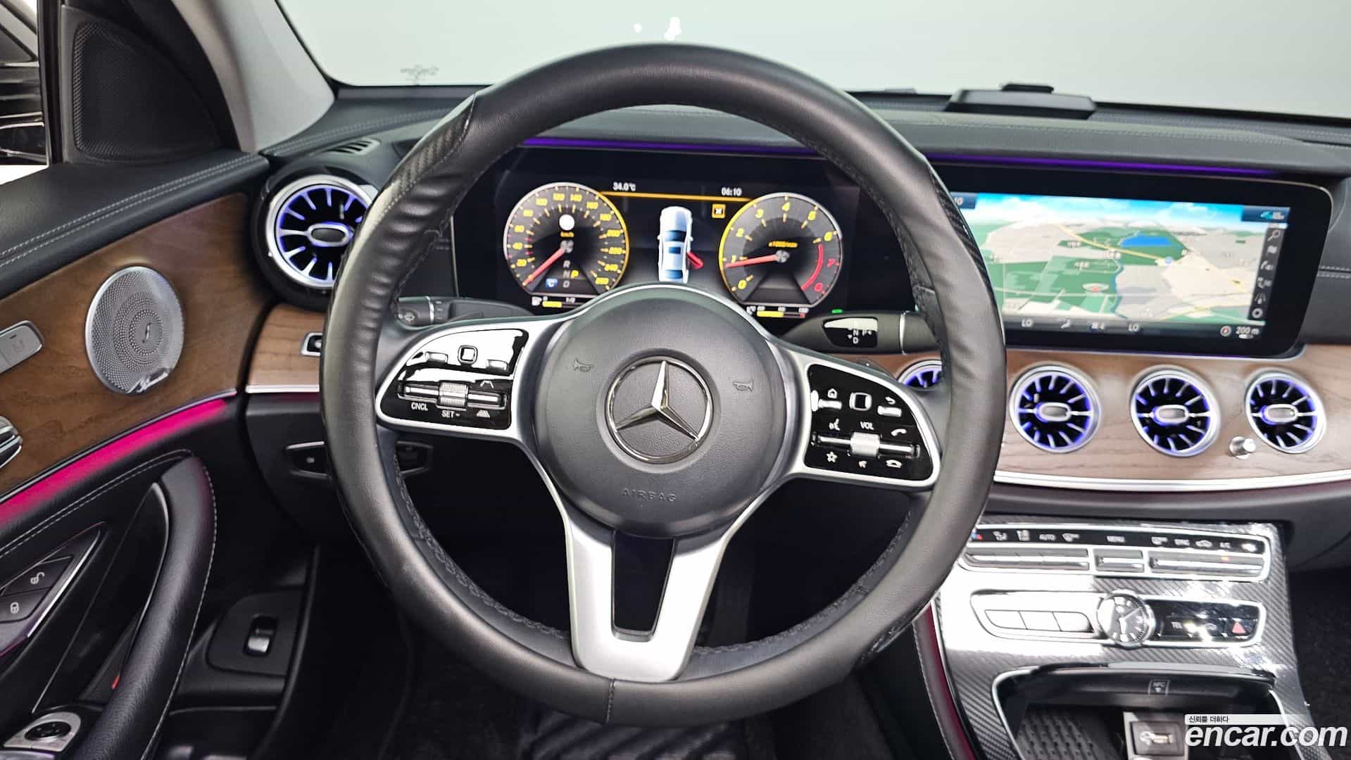 E-Class Mercedes-Benz 2020.8-OPTION-017