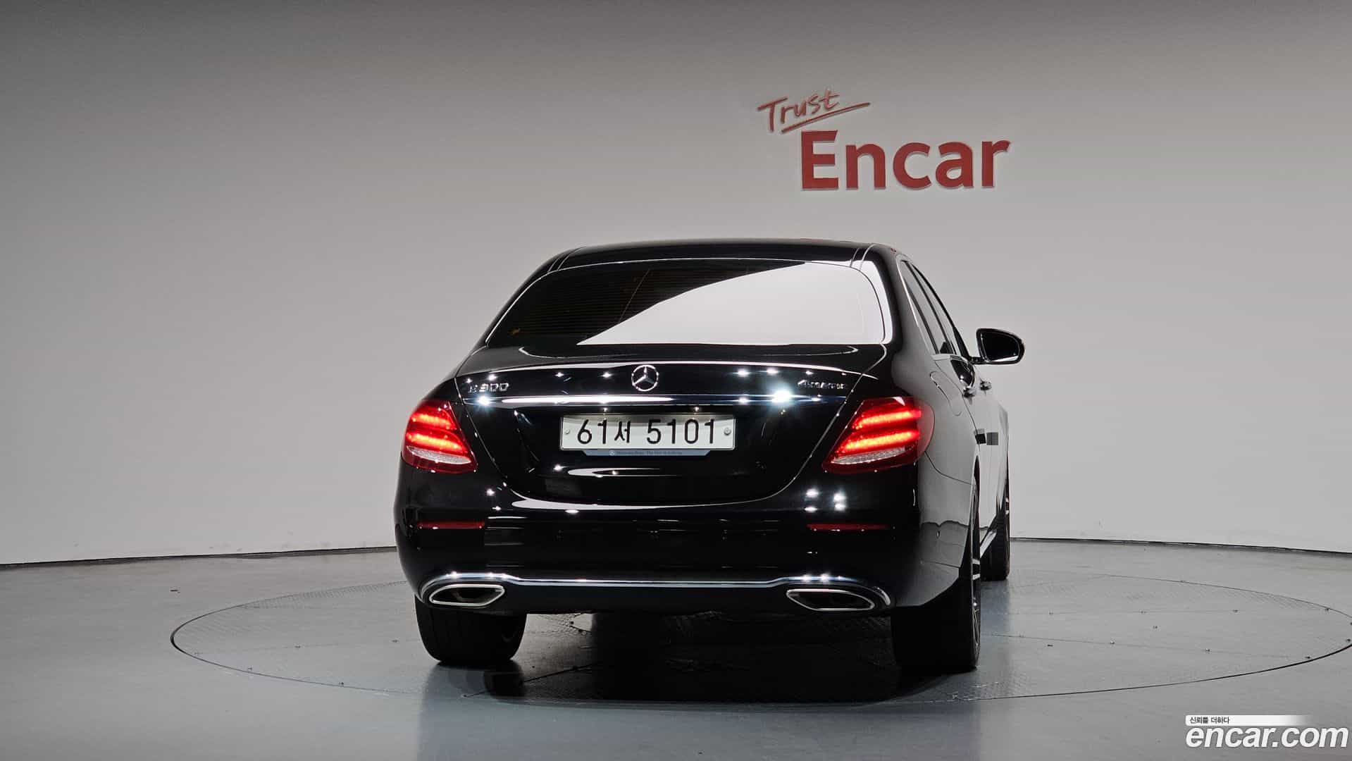 E-Class Mercedes-Benz 2017.8-OUTER-004