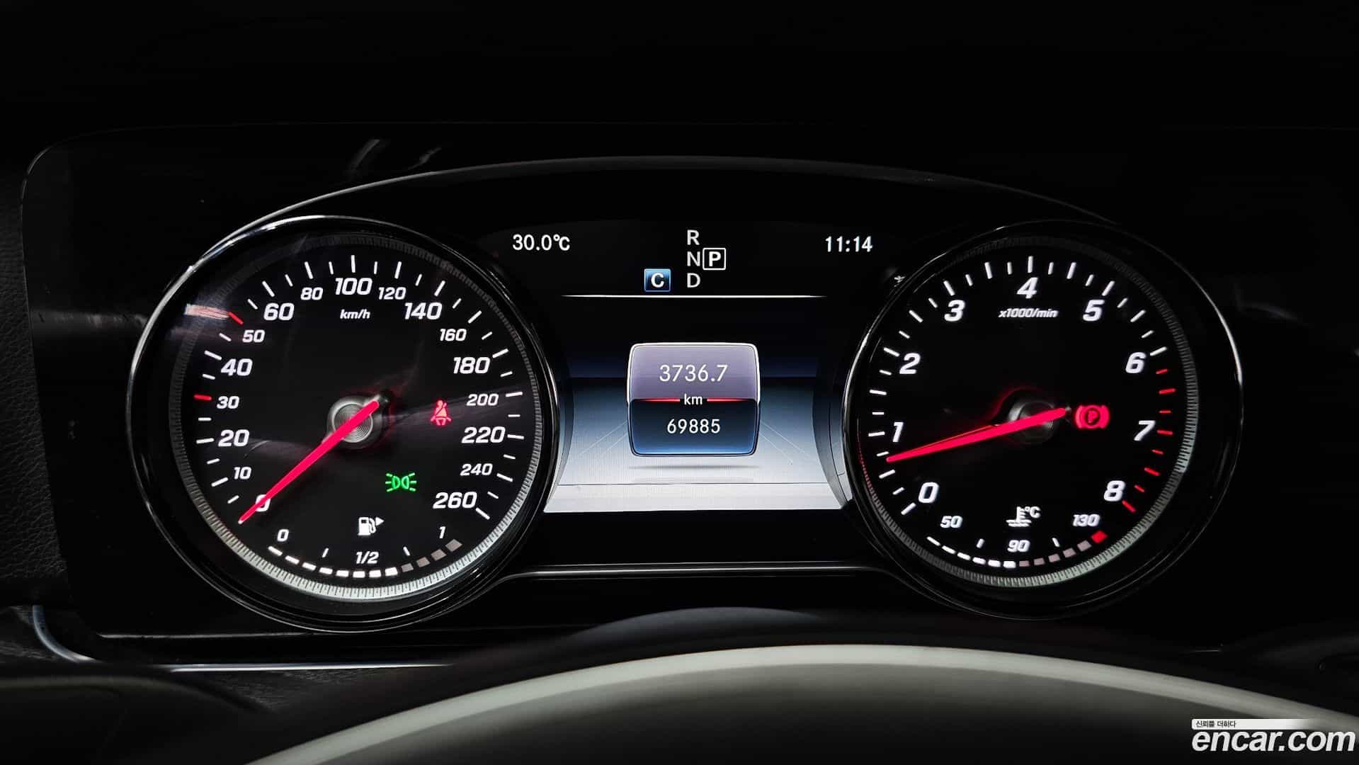 E-Class Mercedes-Benz 2017.8-INNER-008