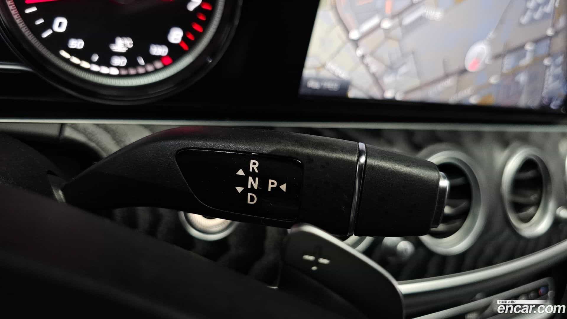 E-Class Mercedes-Benz 2017.8-INNER-009
