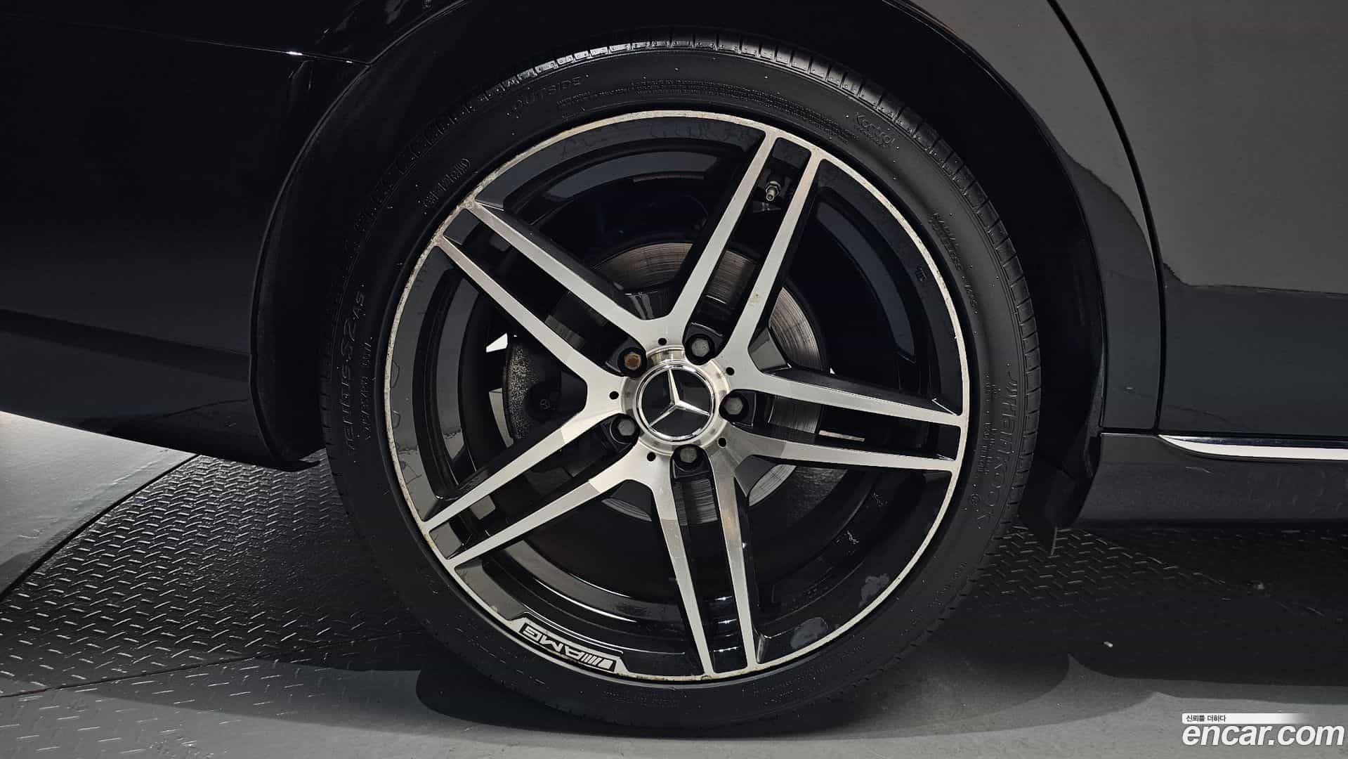 E-Class Mercedes-Benz 2017.8-OUTER-031