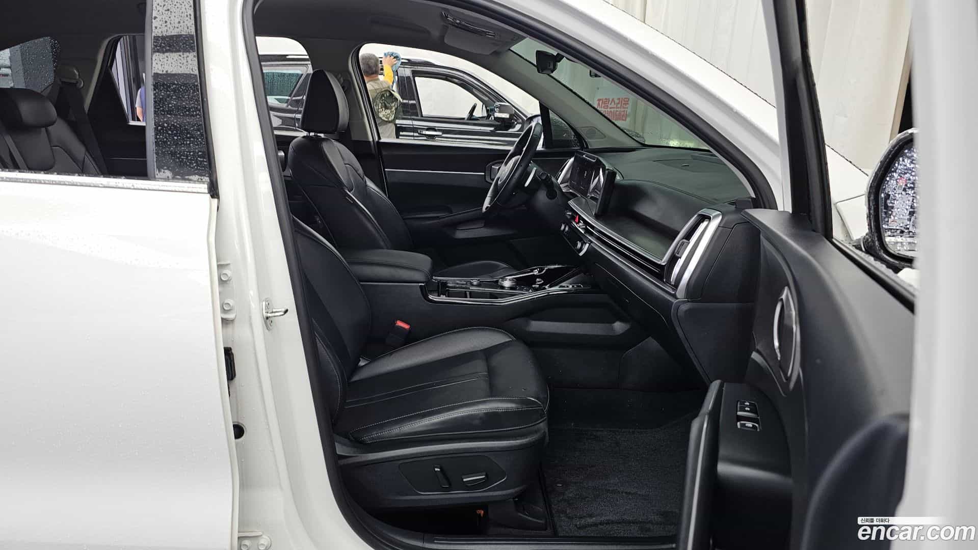 Sorento Kia 2023.8-OPTION-015