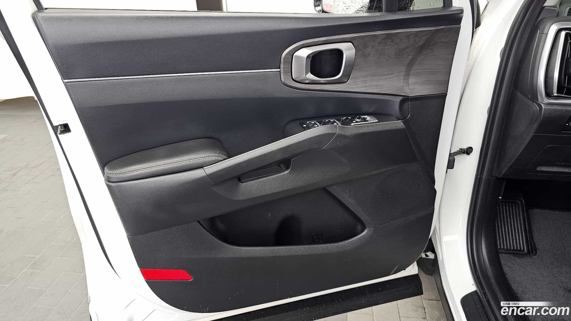 Sorento Kia 2023.8-INNER-034