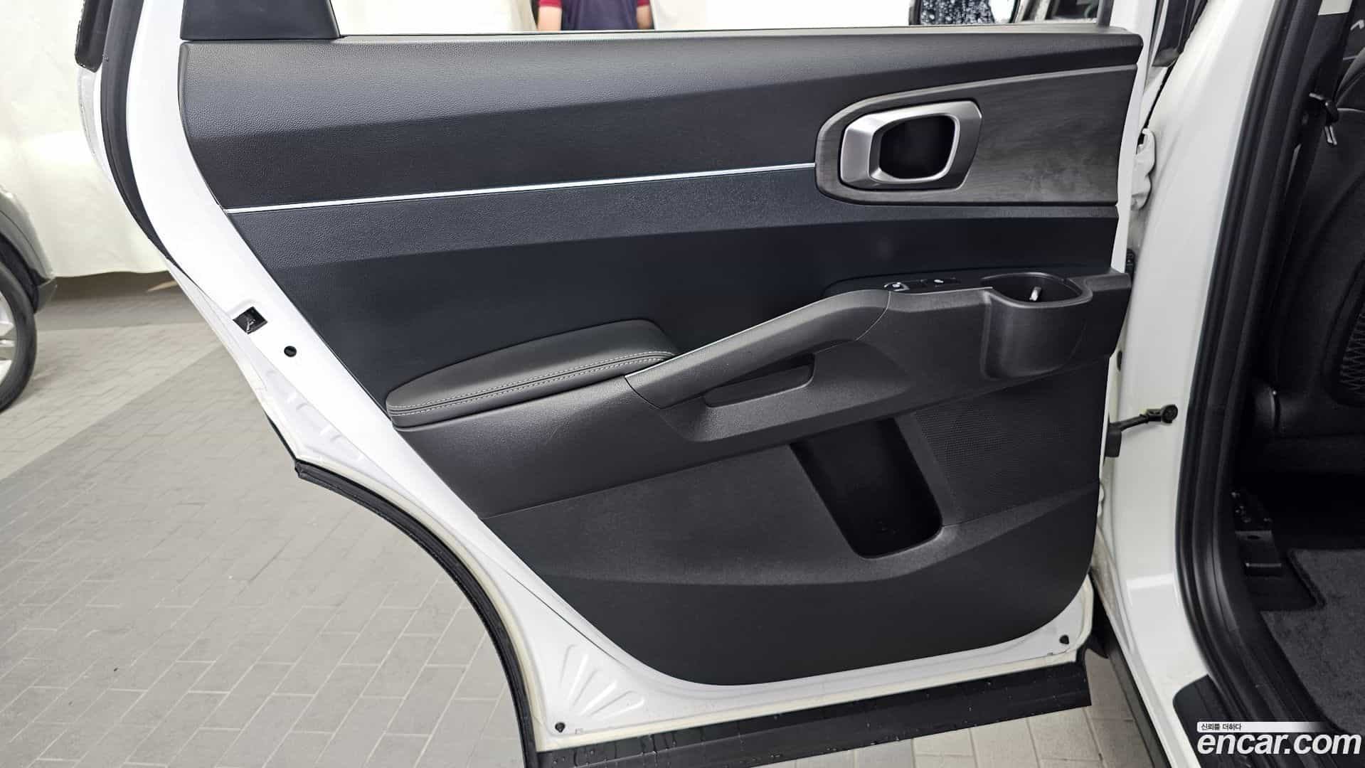 Sorento Kia 2023.8-INNER-035