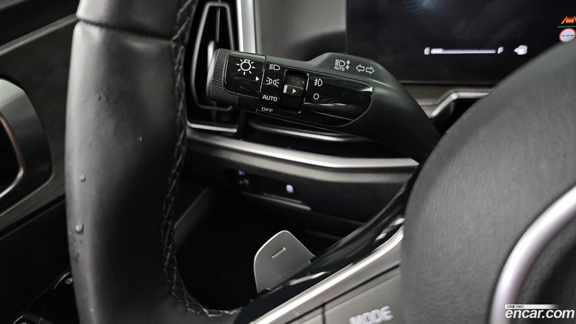 Sorento Kia 2023.8-OPTION-041