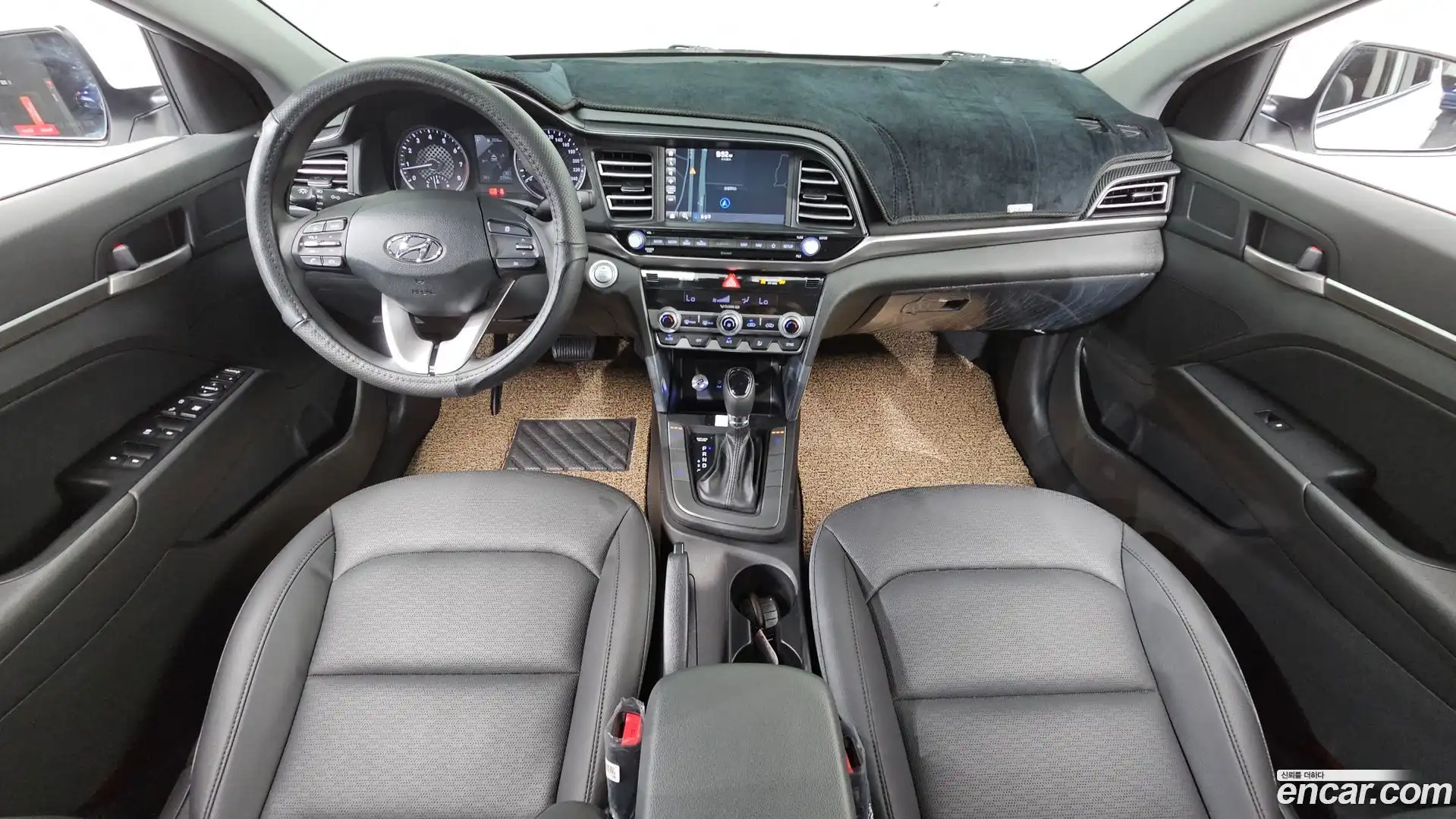AVANTE Hyundai 2020.1-INNER-007