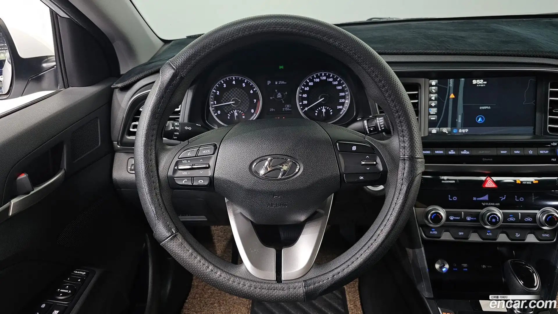 AVANTE Hyundai 2020.1-OPTION-017