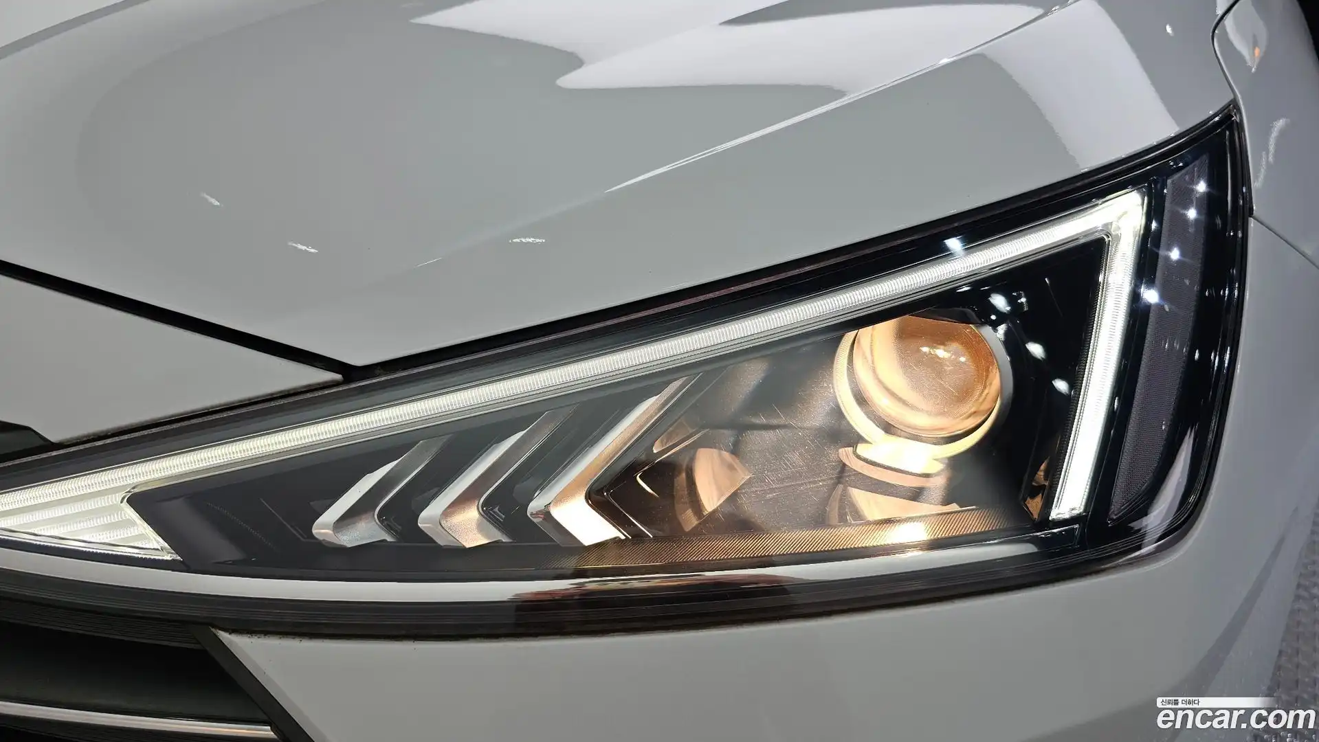 AVANTE Hyundai 2020.1-OUTER-032