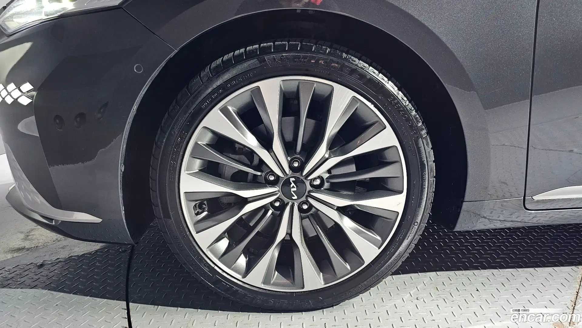 K8 Kia 2022.2-OUTER-005
