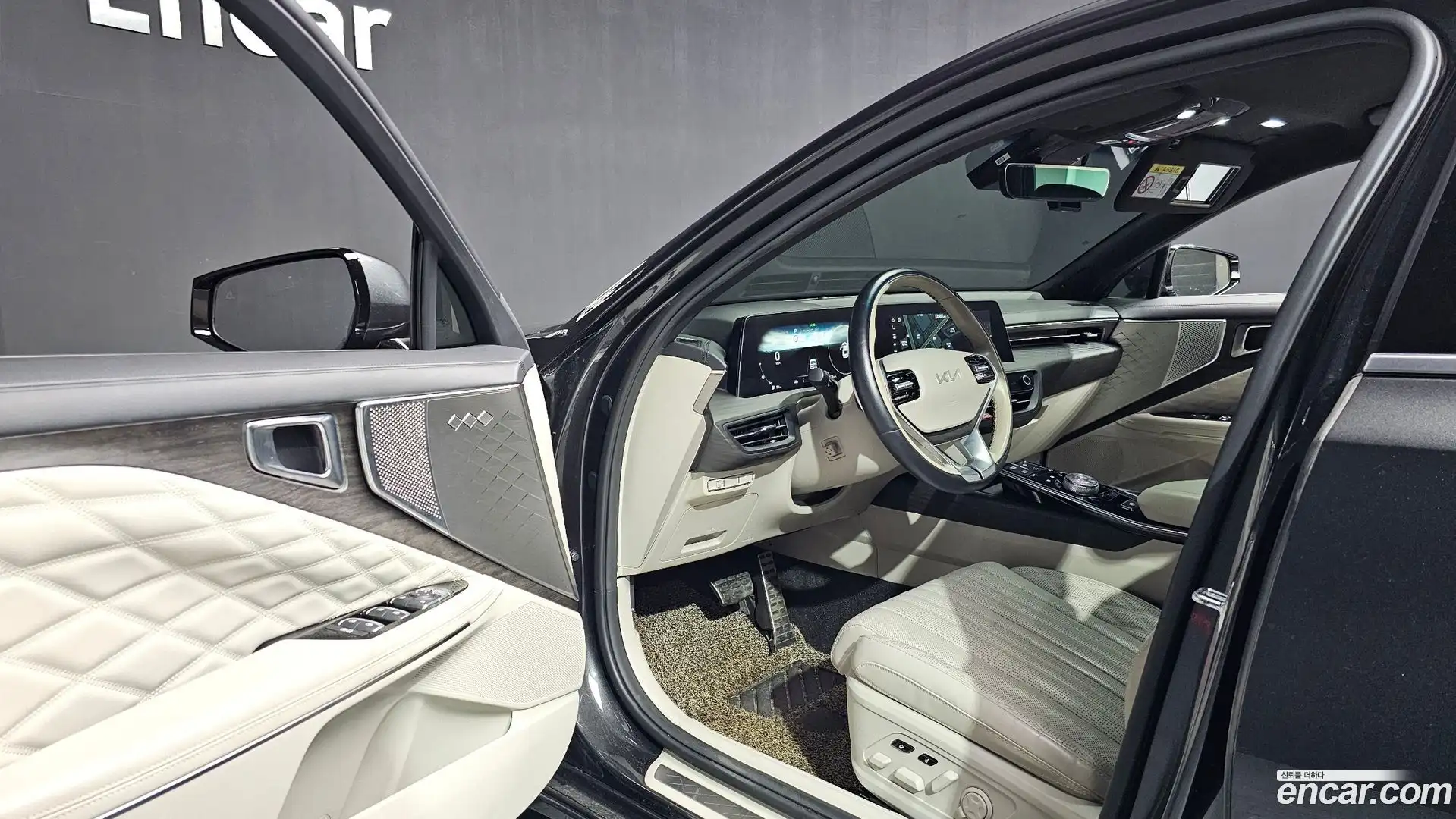 K8 Kia 2022.2-INNER-010
