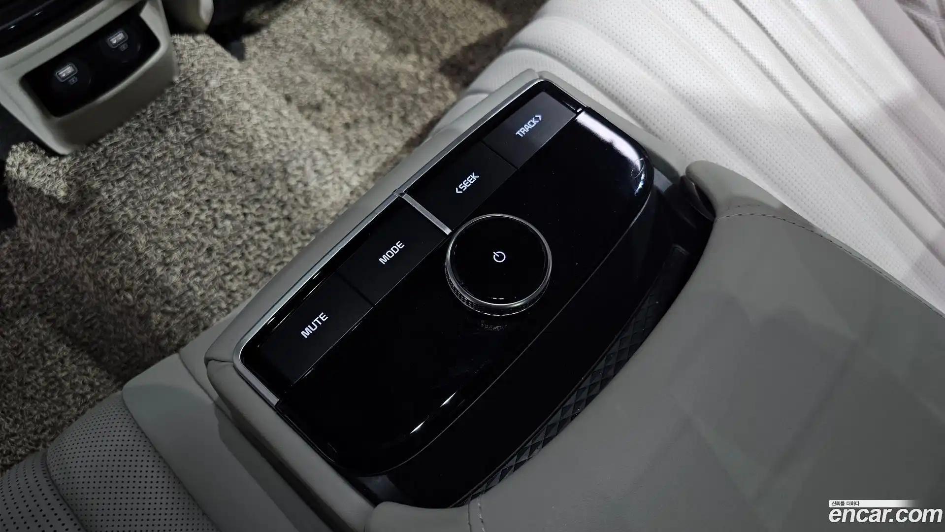 K8 Kia 2022.2-OPTION-042