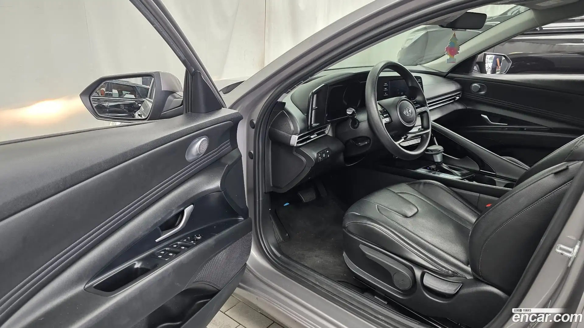 AVANTE Hyundai 2022.4-INNER-010