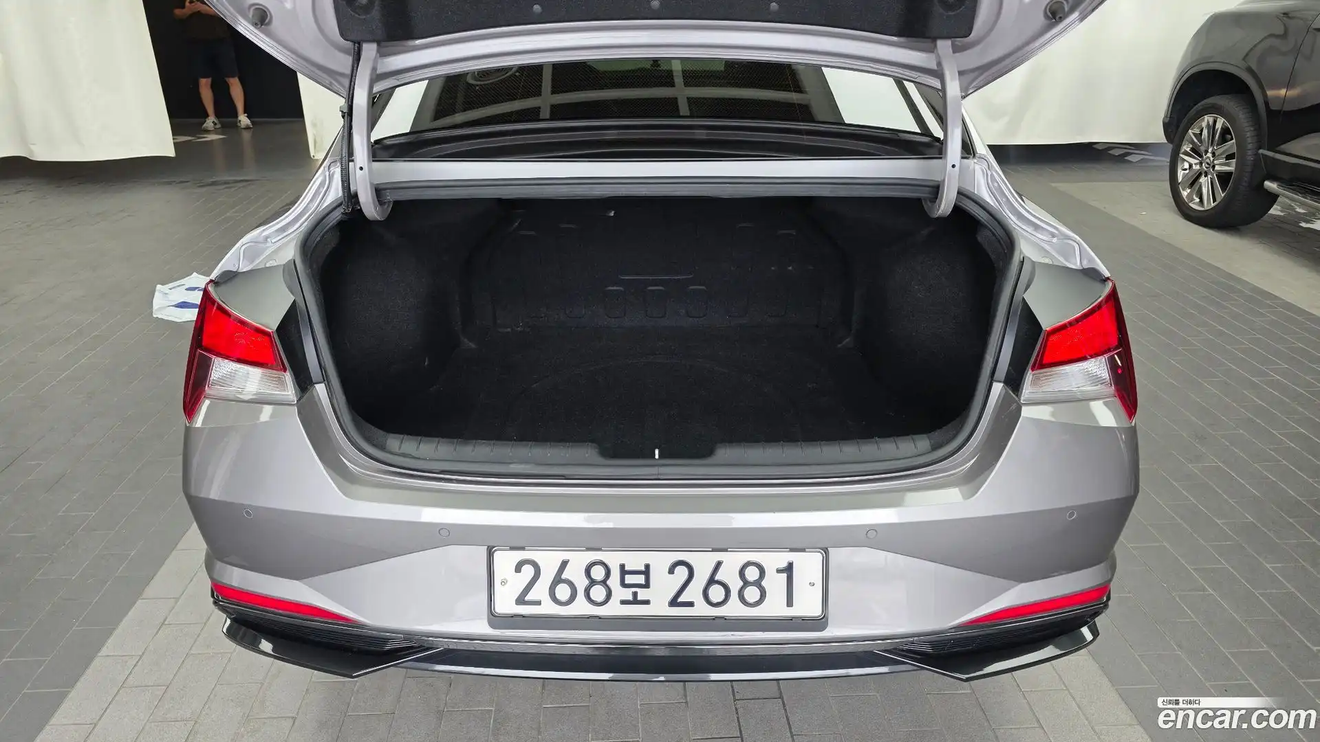 AVANTE Hyundai 2022.4-OPTION-024