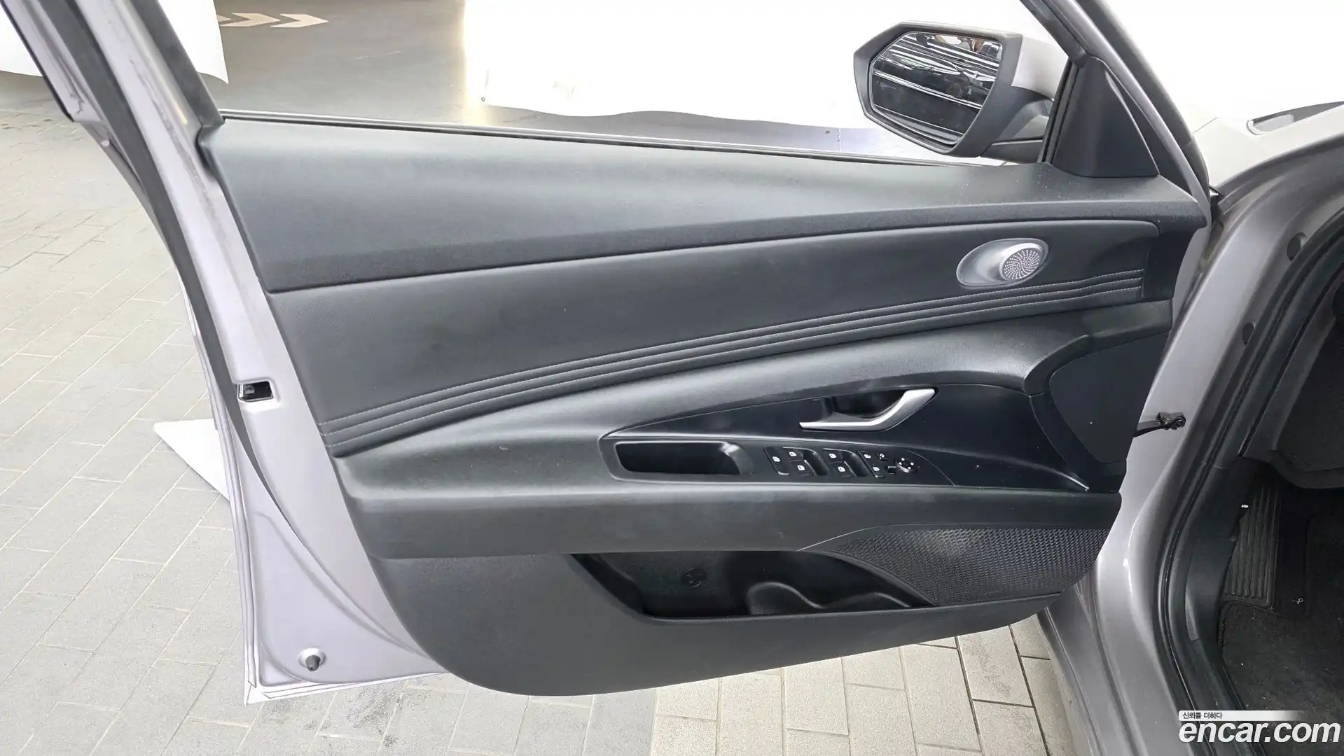 AVANTE Hyundai 2022.4-INNER-034