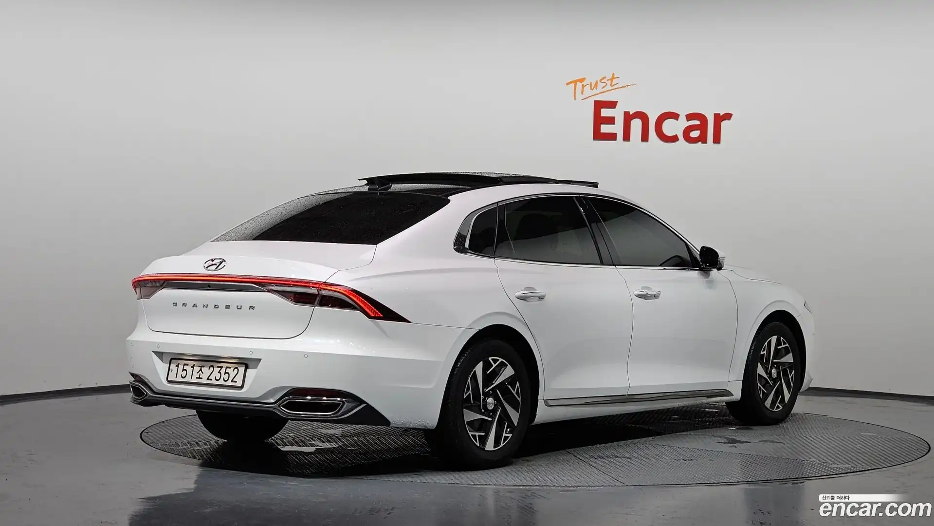 Grandeur Hyundai 2022.5-OUTER-002