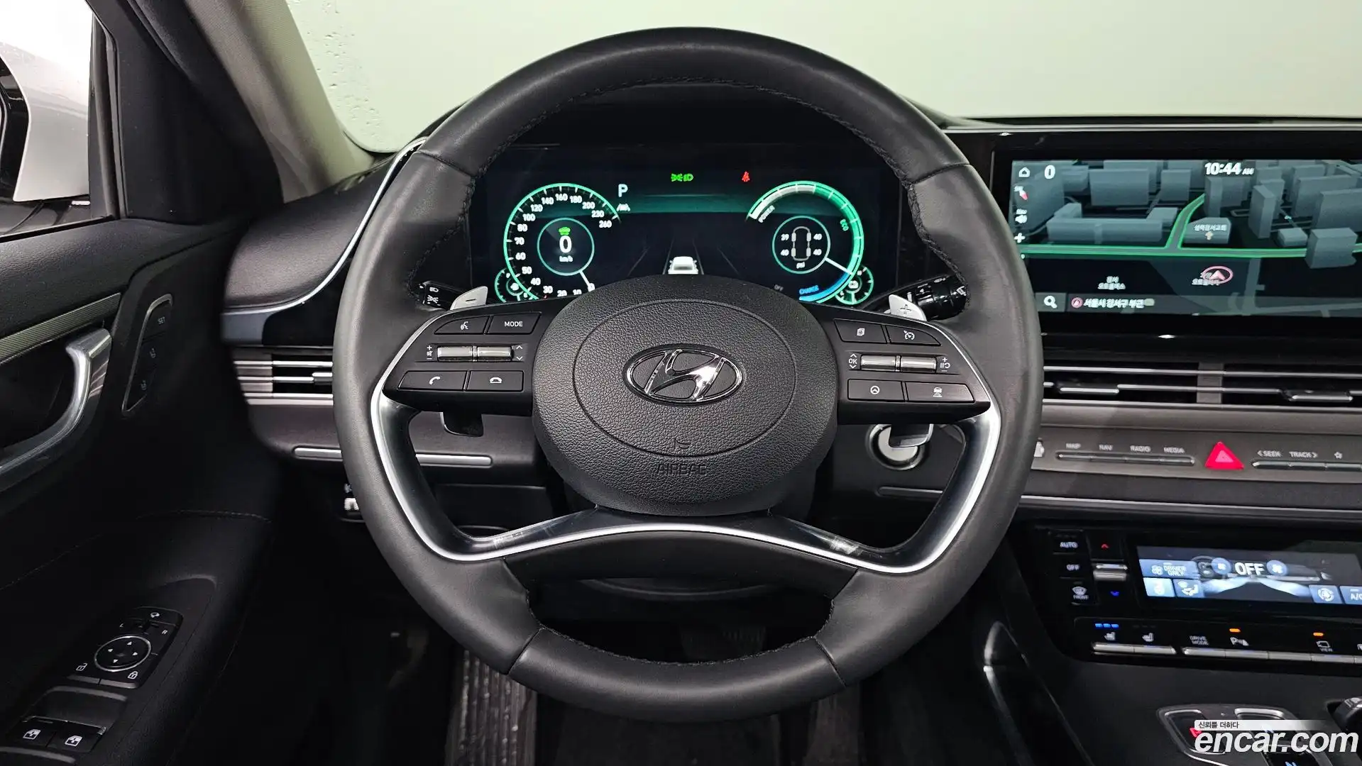 Grandeur Hyundai 2022.5-OPTION-016