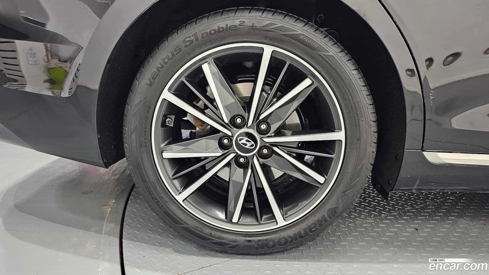 Grandeur Hyundai 2022.1-OUTER-005
