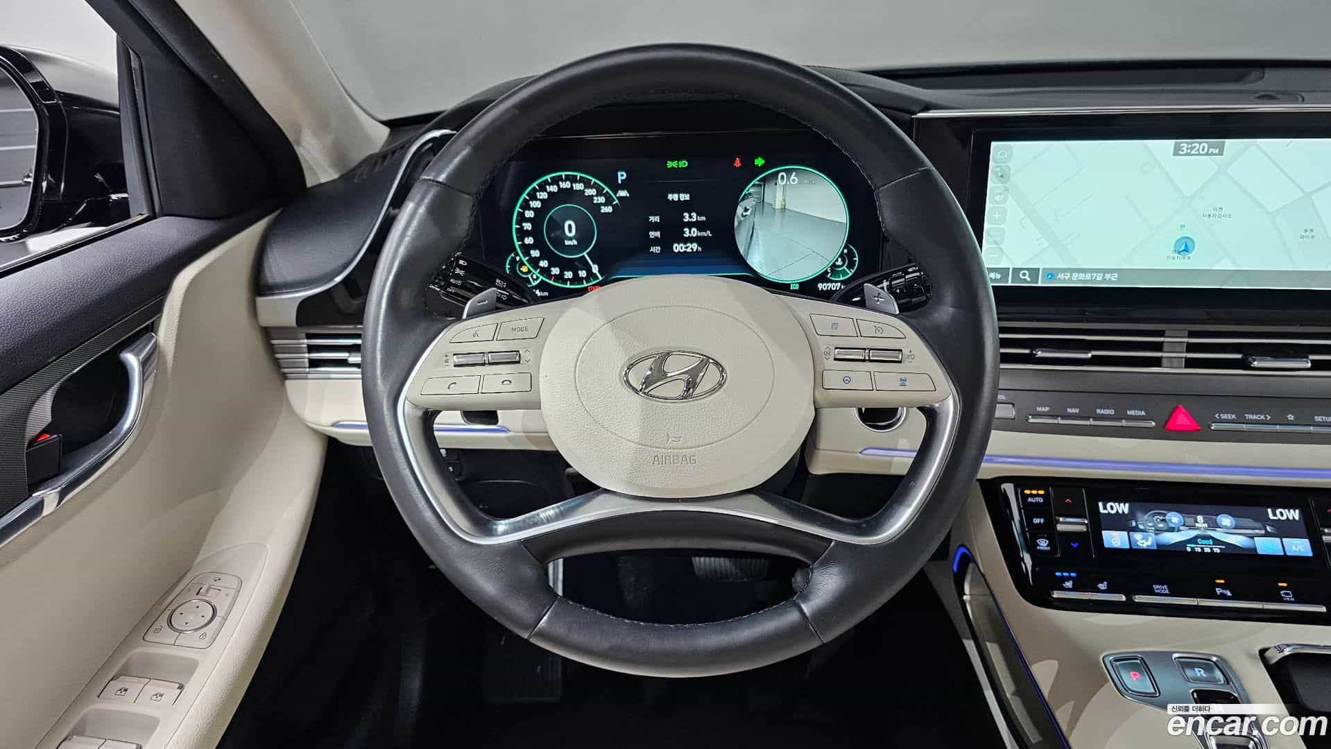 Grandeur Hyundai 2022.1-OPTION-017