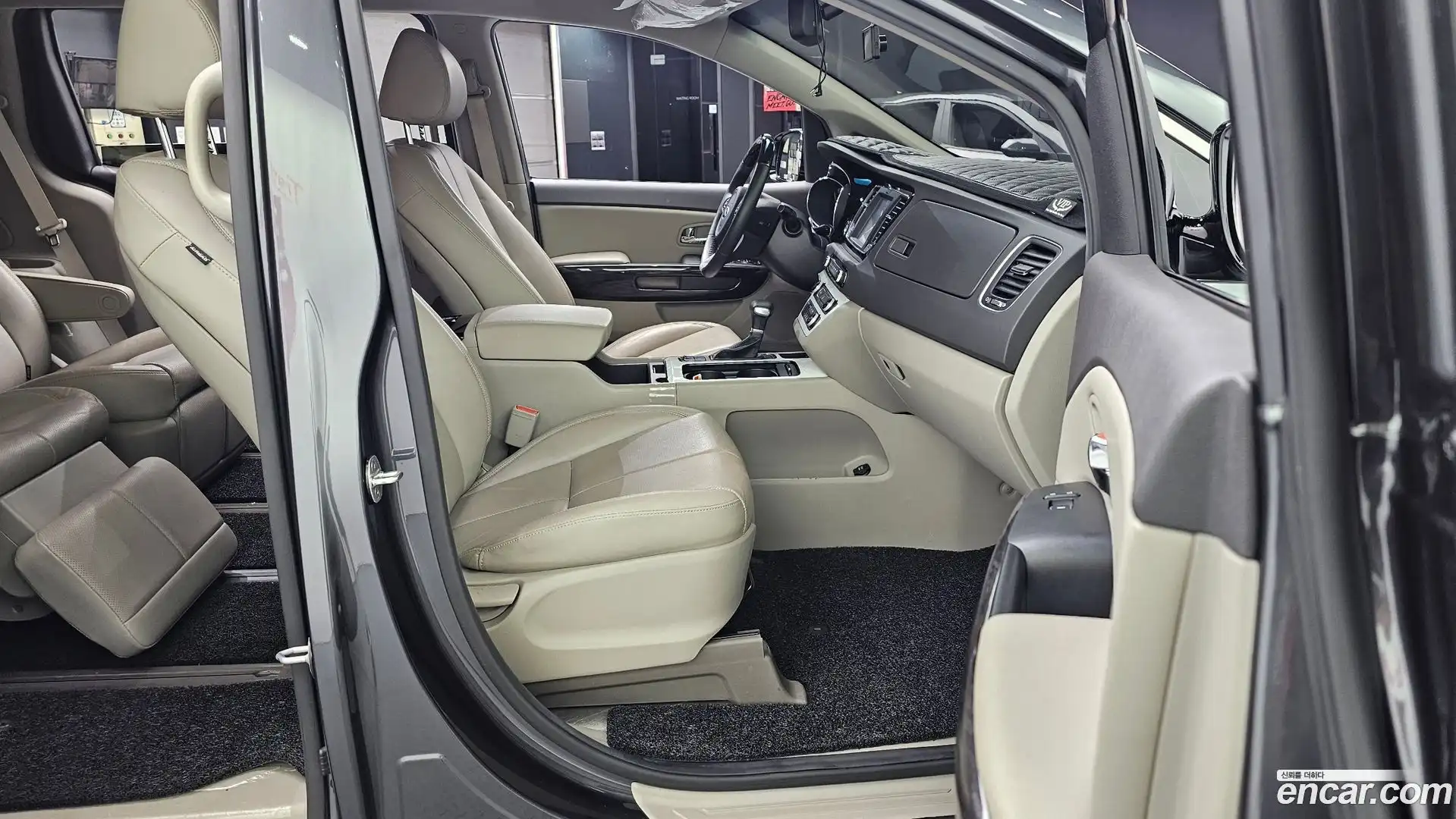 Canival Kia 2016.6-OPTION-015