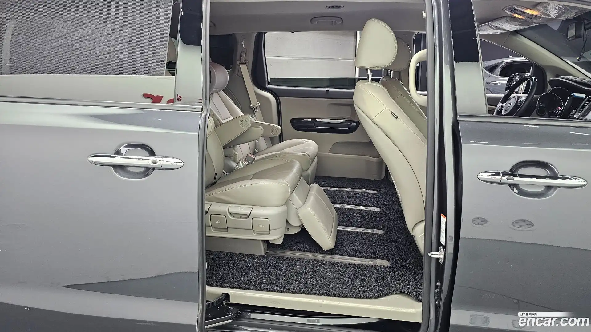 Canival Kia 2016.6-OPTION-016