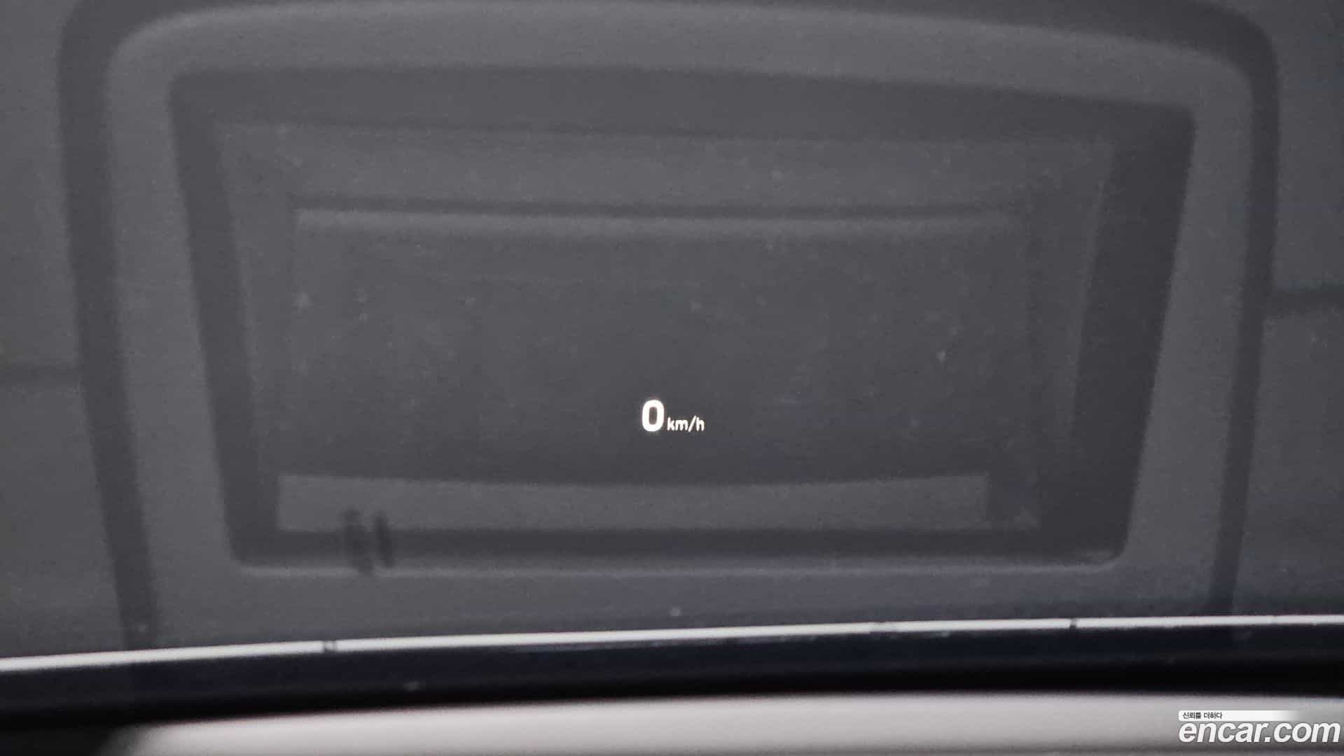 EQ900 Genesis 2016.1-OPTION-019