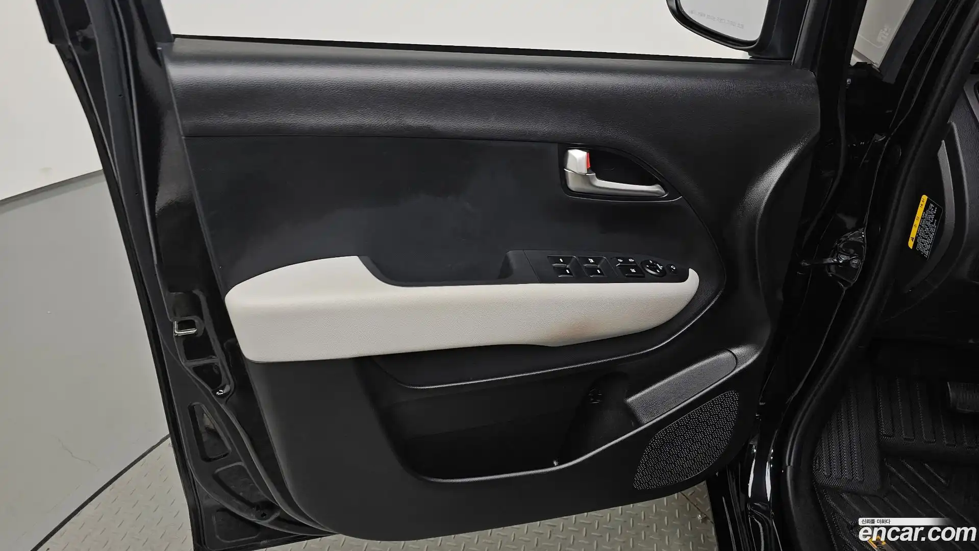 RAY Kia 2023.9-INNER-034