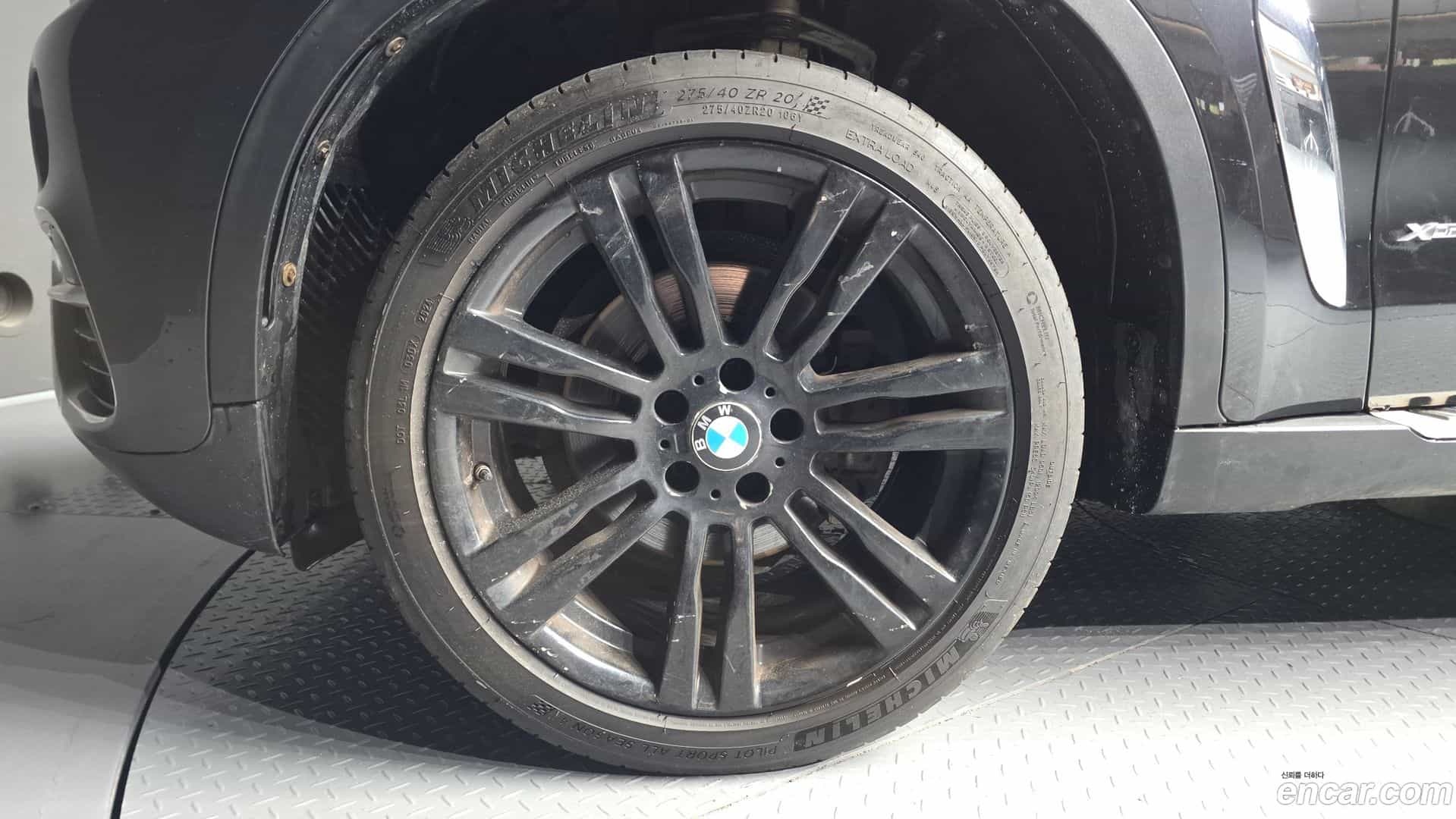 X6 BMW 2017.5-OUTER-005