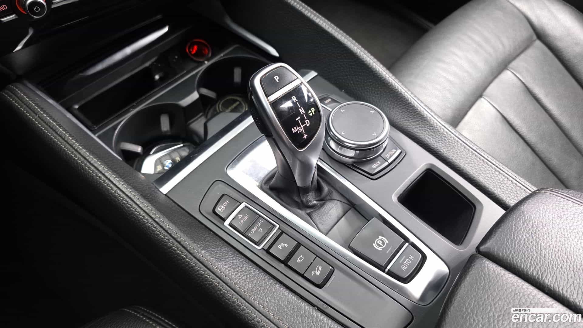 X6 BMW 2017.5-INNER-009