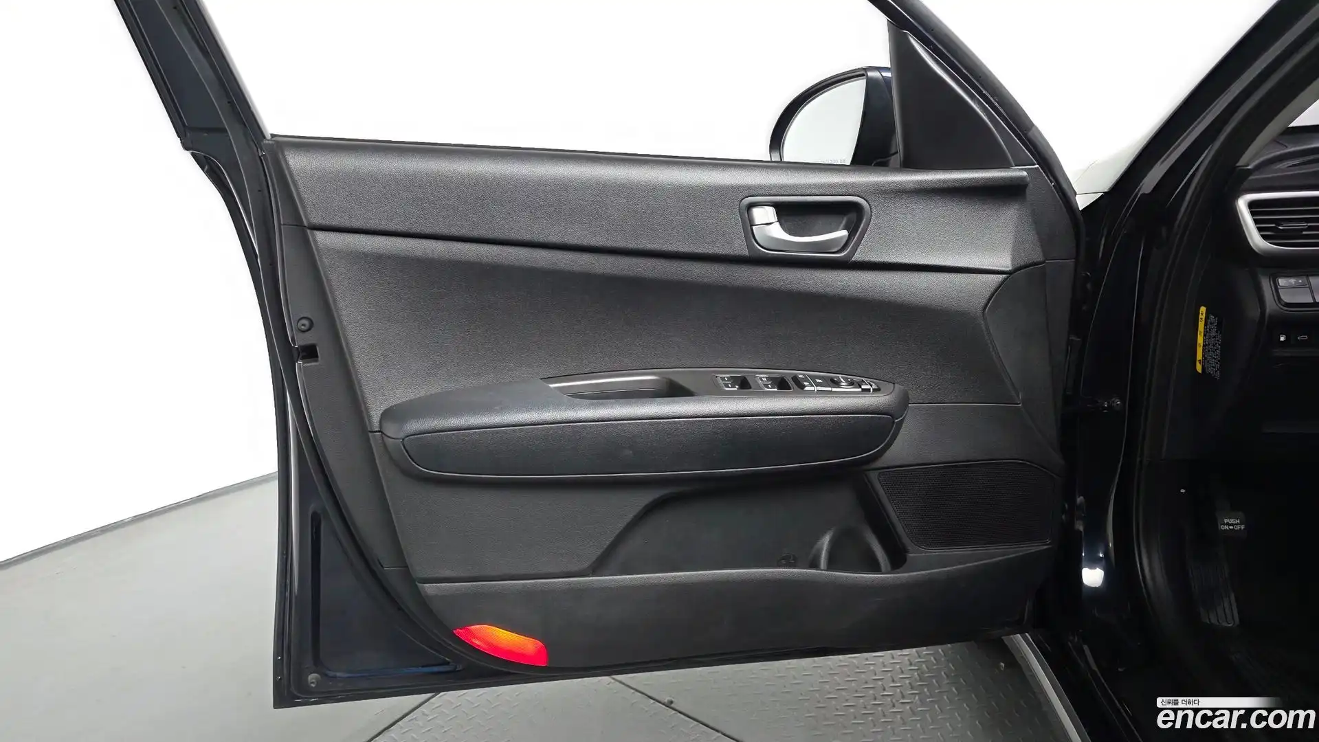 K5 Kia 2018.1-INNER-034
