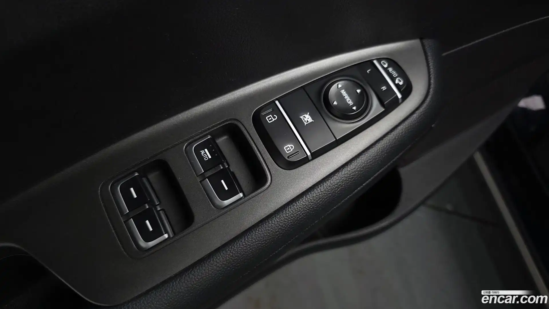 K5 Kia 2018.1-OPTION-041