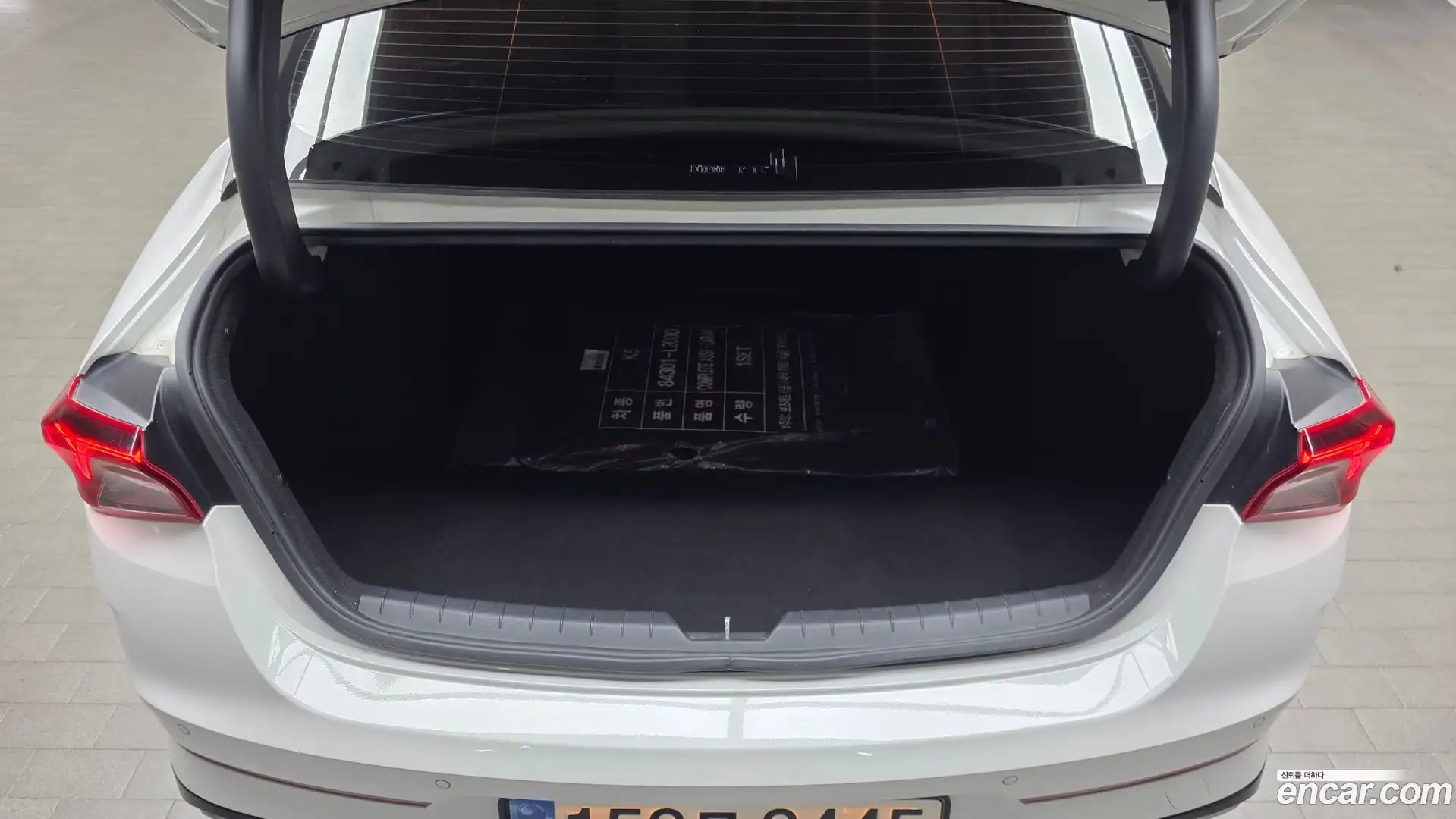 K5 Kia 2023.0-OPTION-024