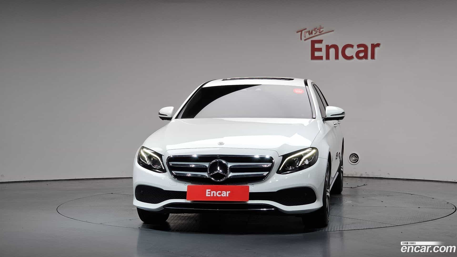 E-Class Mercedes-Benz 2018.6-OUTER-003