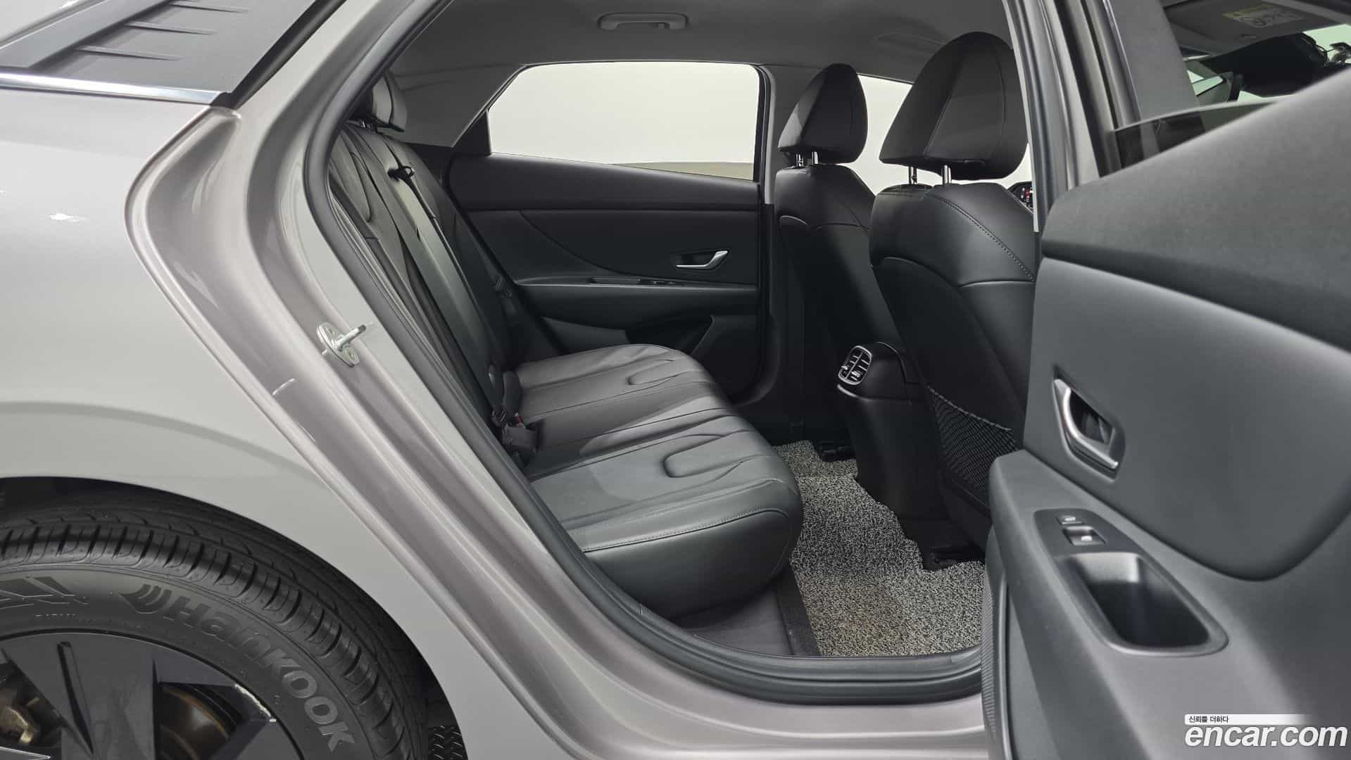 AVANTE Hyundai 2021.7-OPTION-016