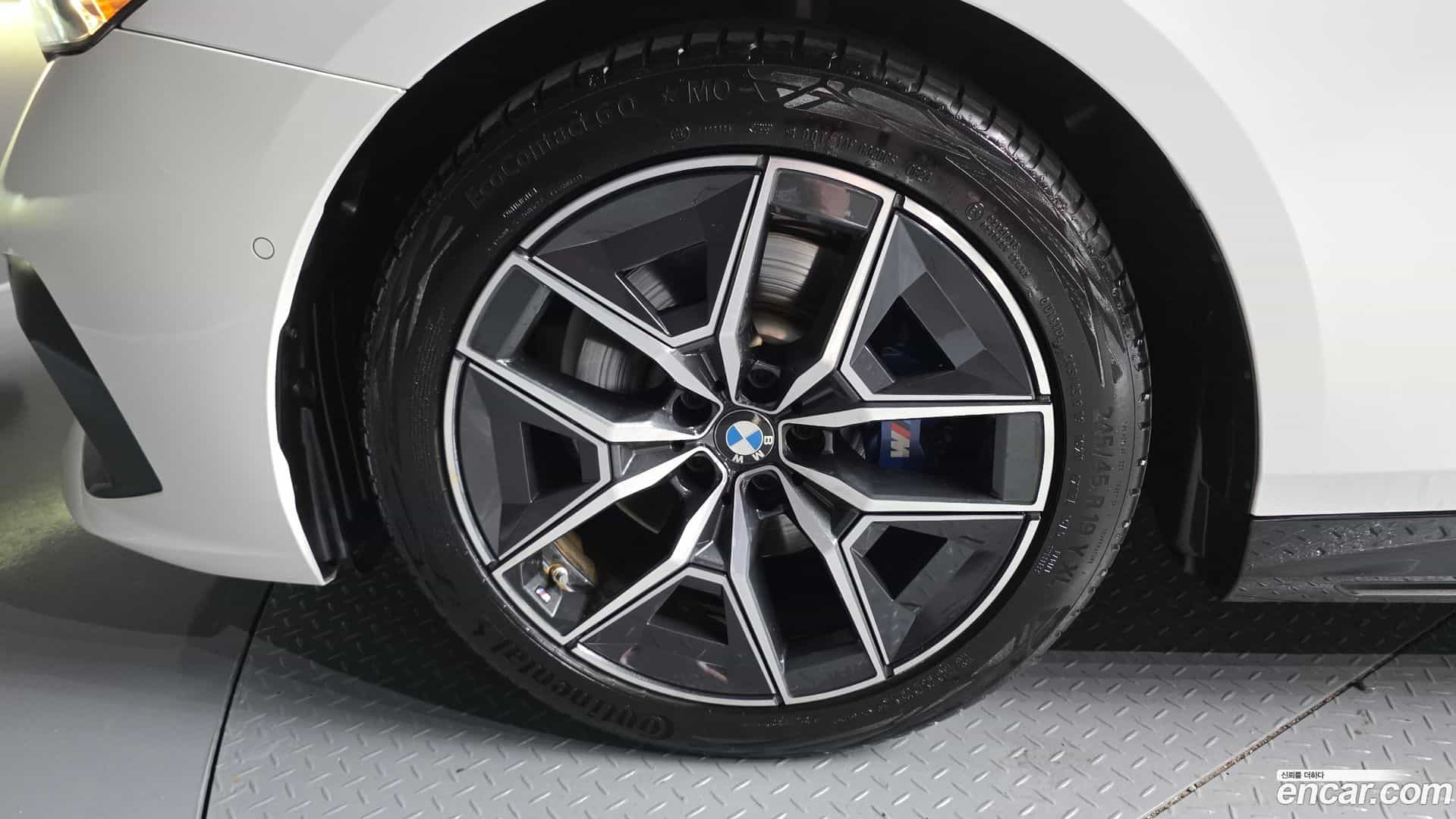 5-Series BMW 2024.6-OUTER-005