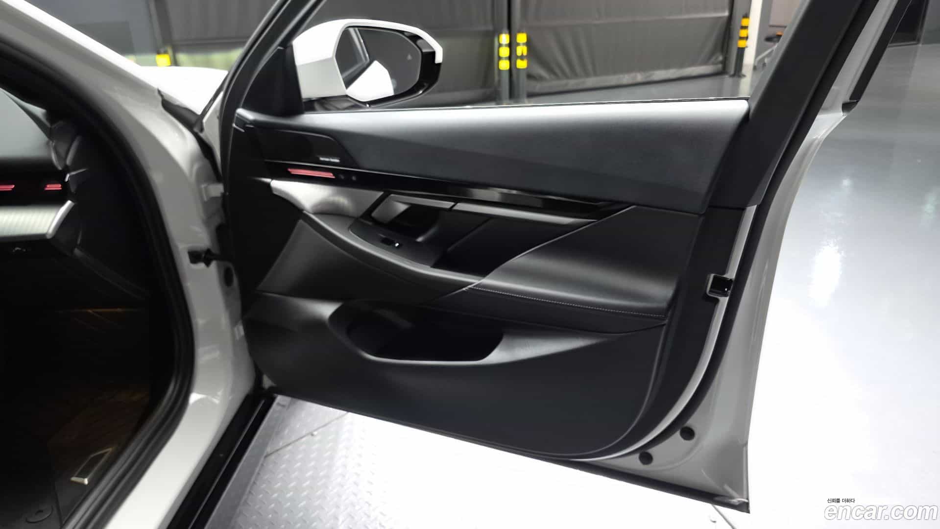 5-Series BMW 2024.6-INNER-034