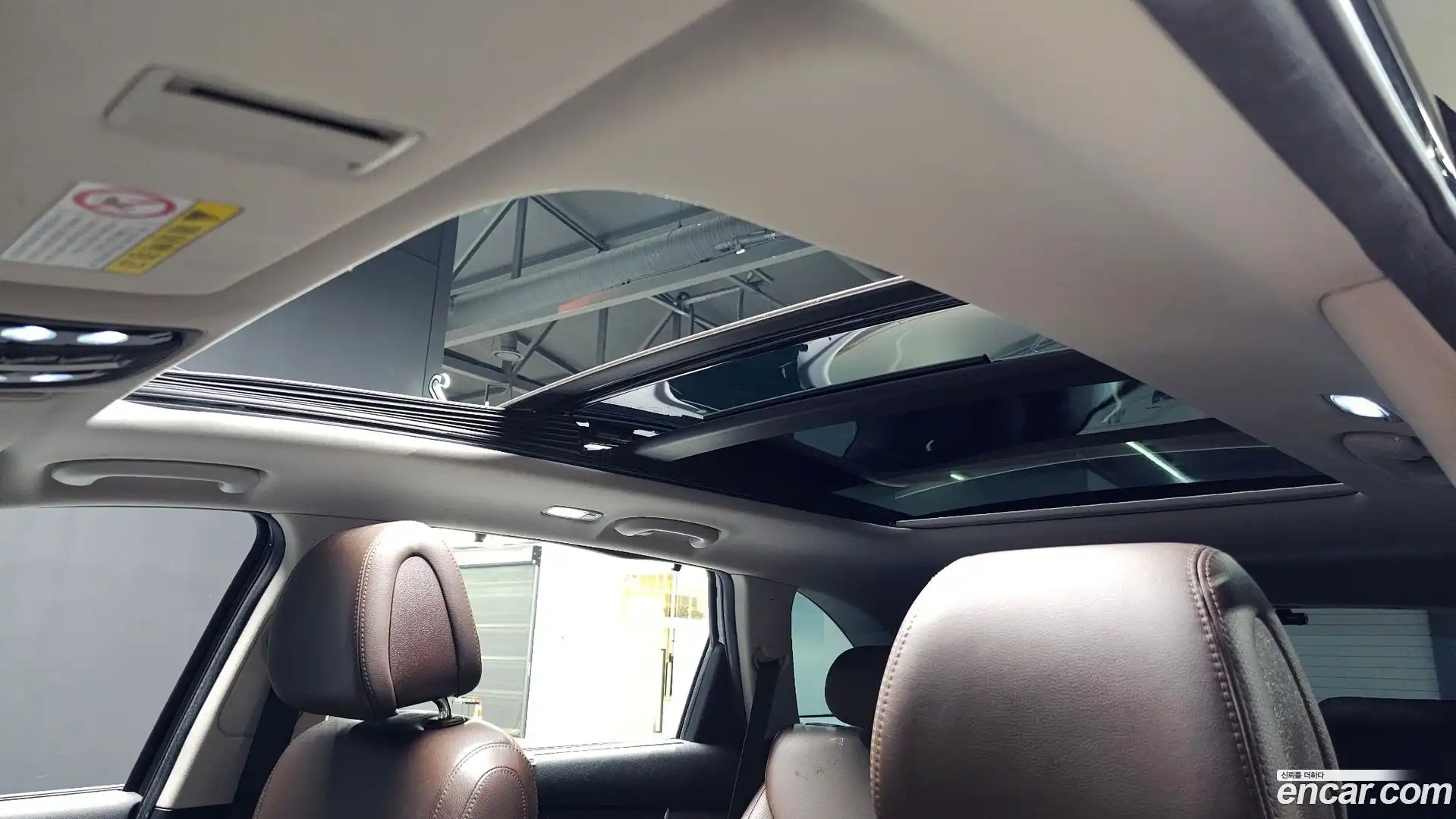 Sorento Kia 2016.8-OPTION-021