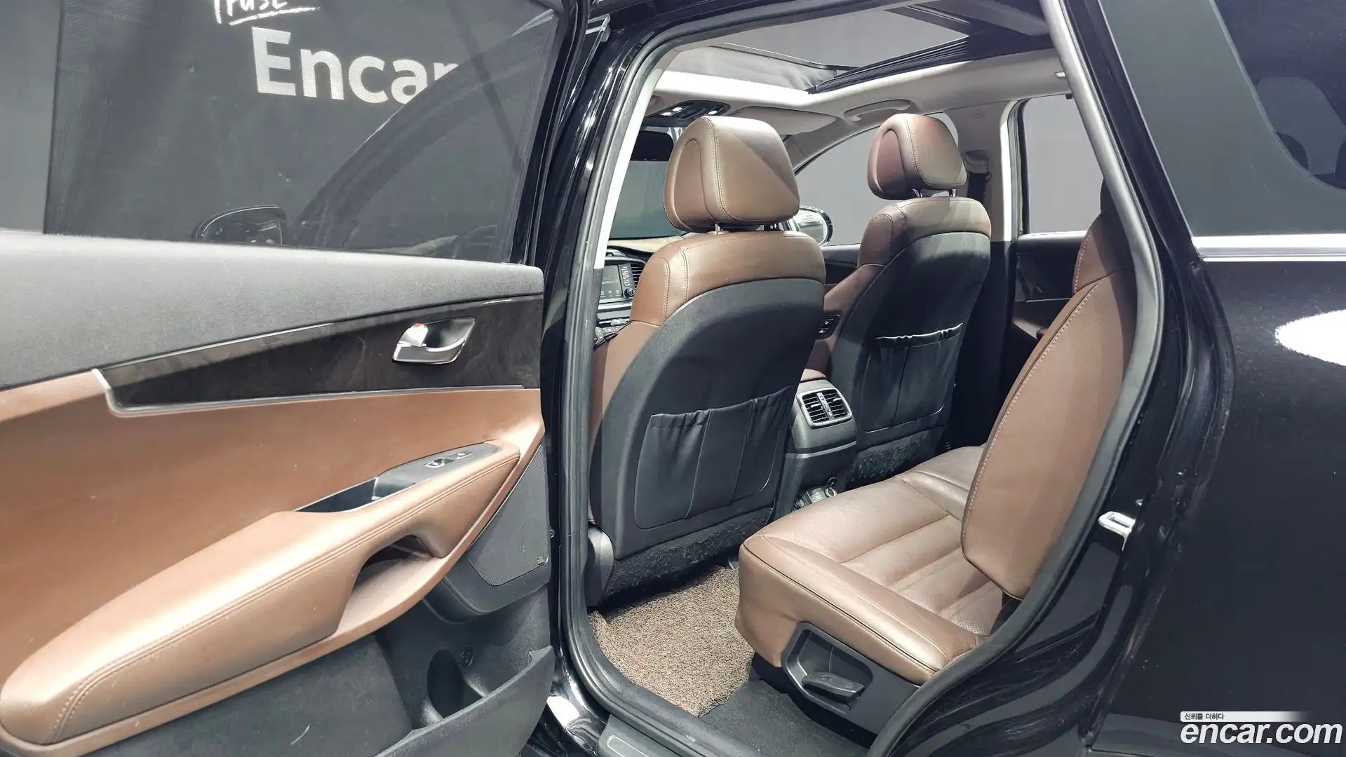 Sorento Kia 2016.8-OPTION-022