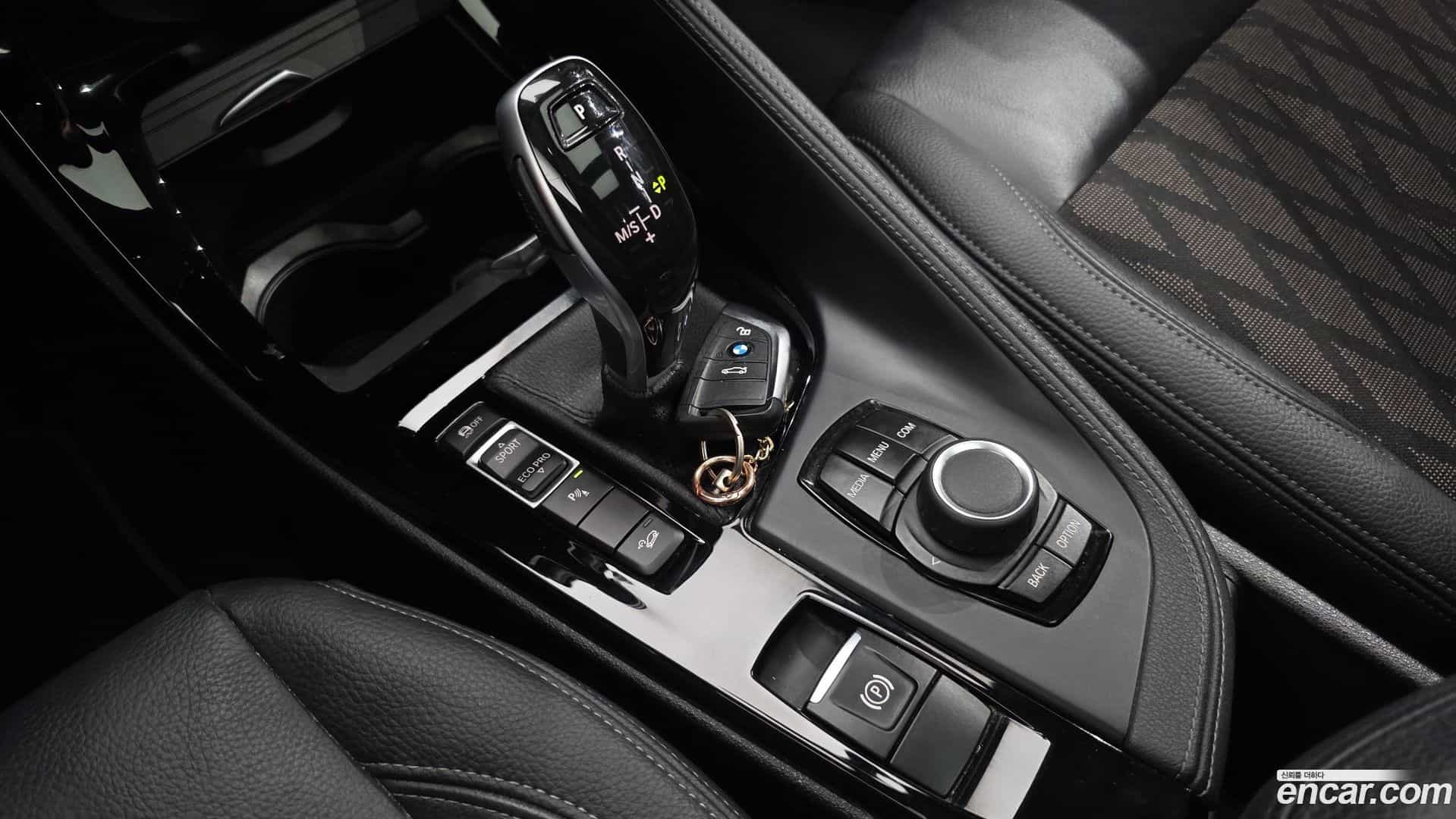 X1 BMW 2020.9-INNER-009