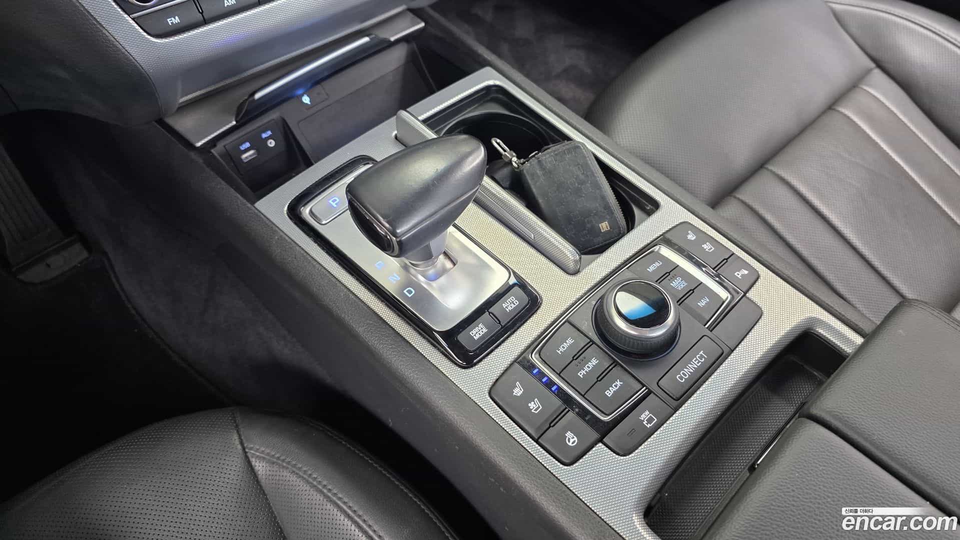 G80 Genesis 2018.2-INNER-009