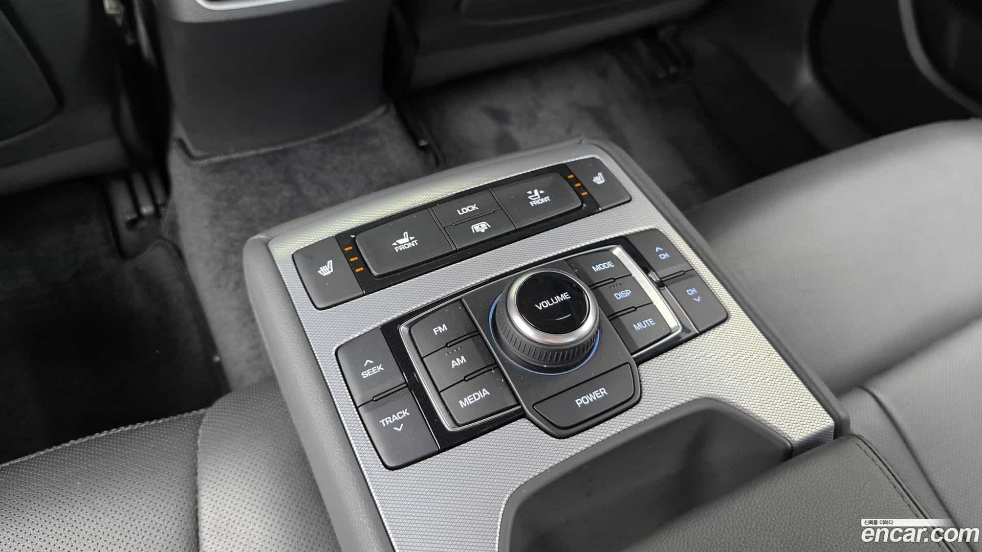 G80 Genesis 2018.2-OPTION-023