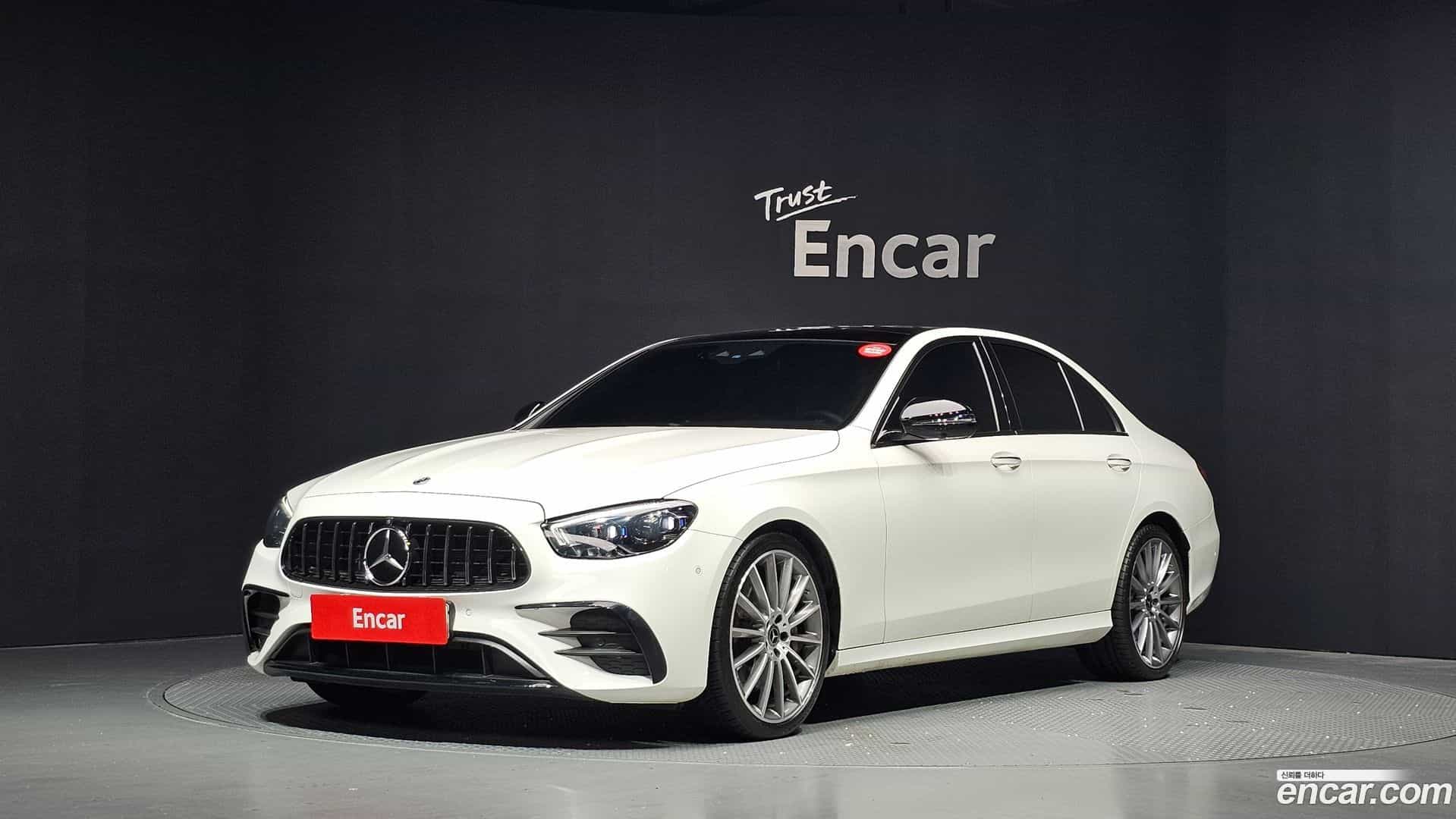 E-Class Mercedes-Benz 2022.3-OUTER-001