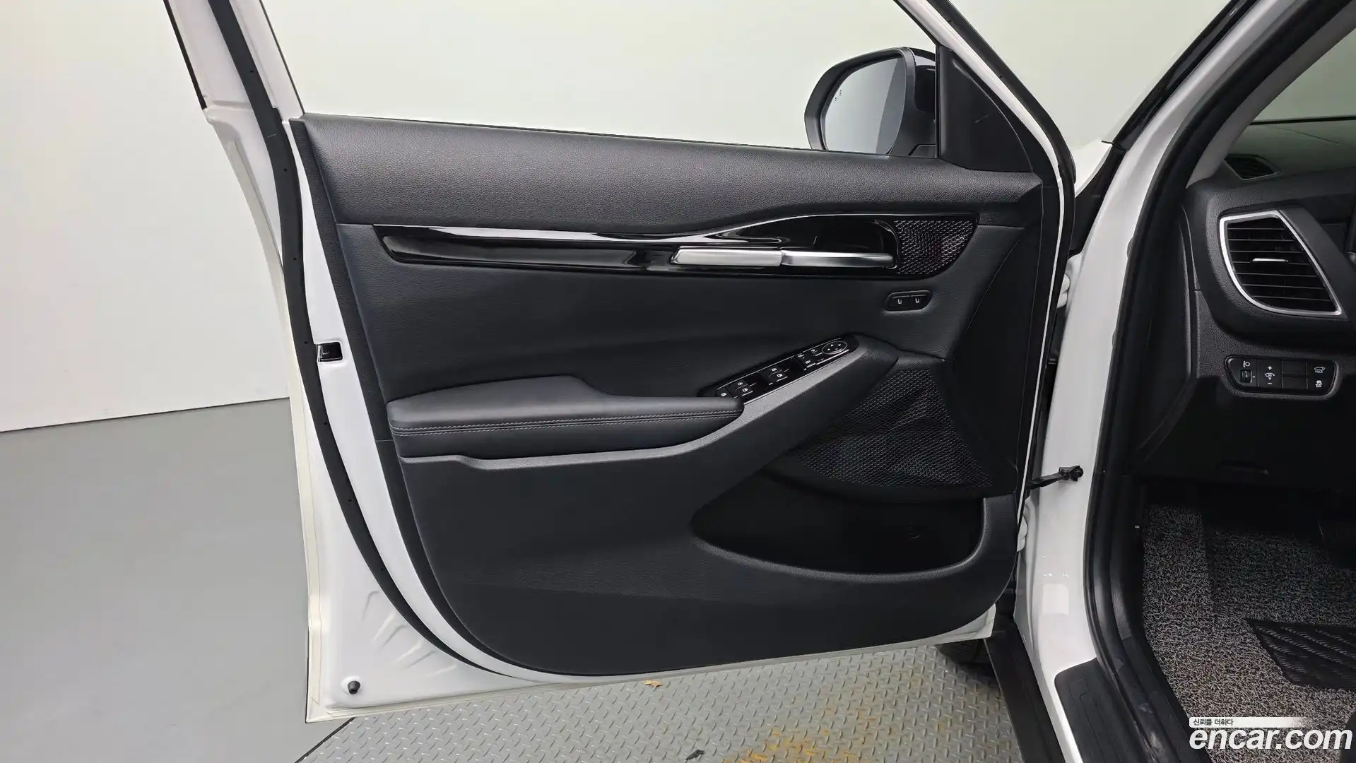 Seltos Kia 2023.9-INNER-034