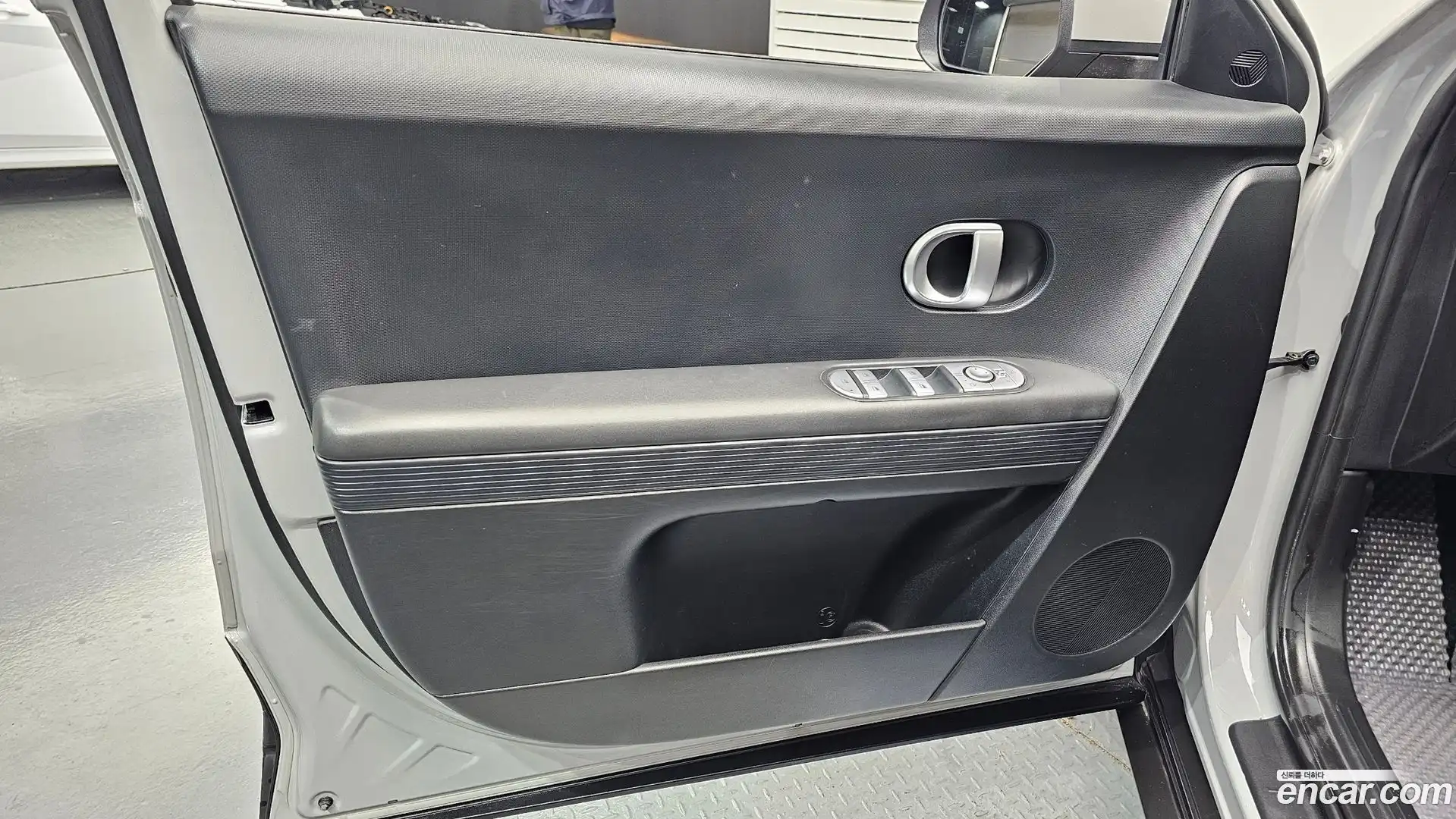 Ioniq5 Hyundai 2021.10-INNER-034