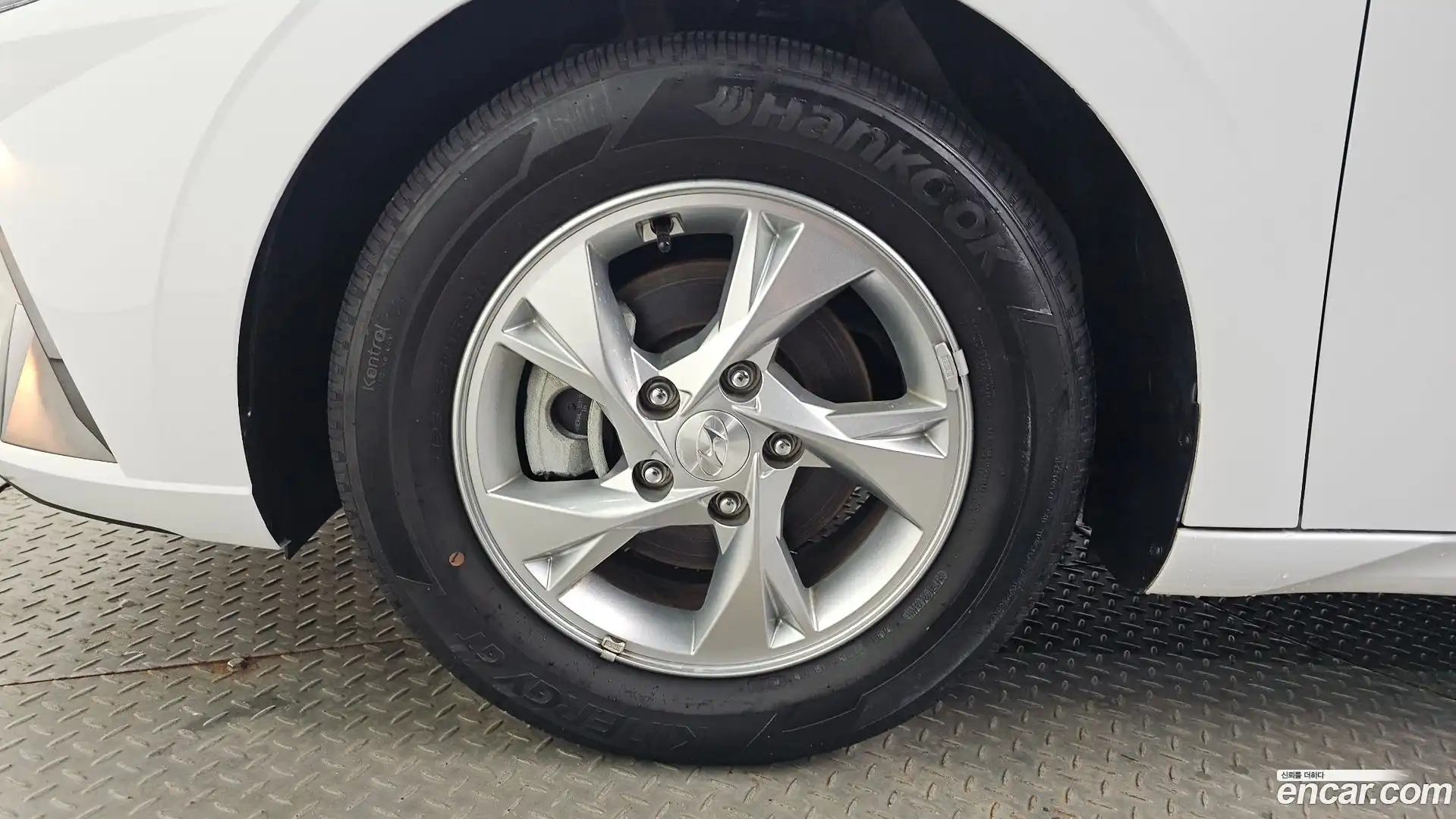 AVANTE Hyundai 2022.4-OUTER-005