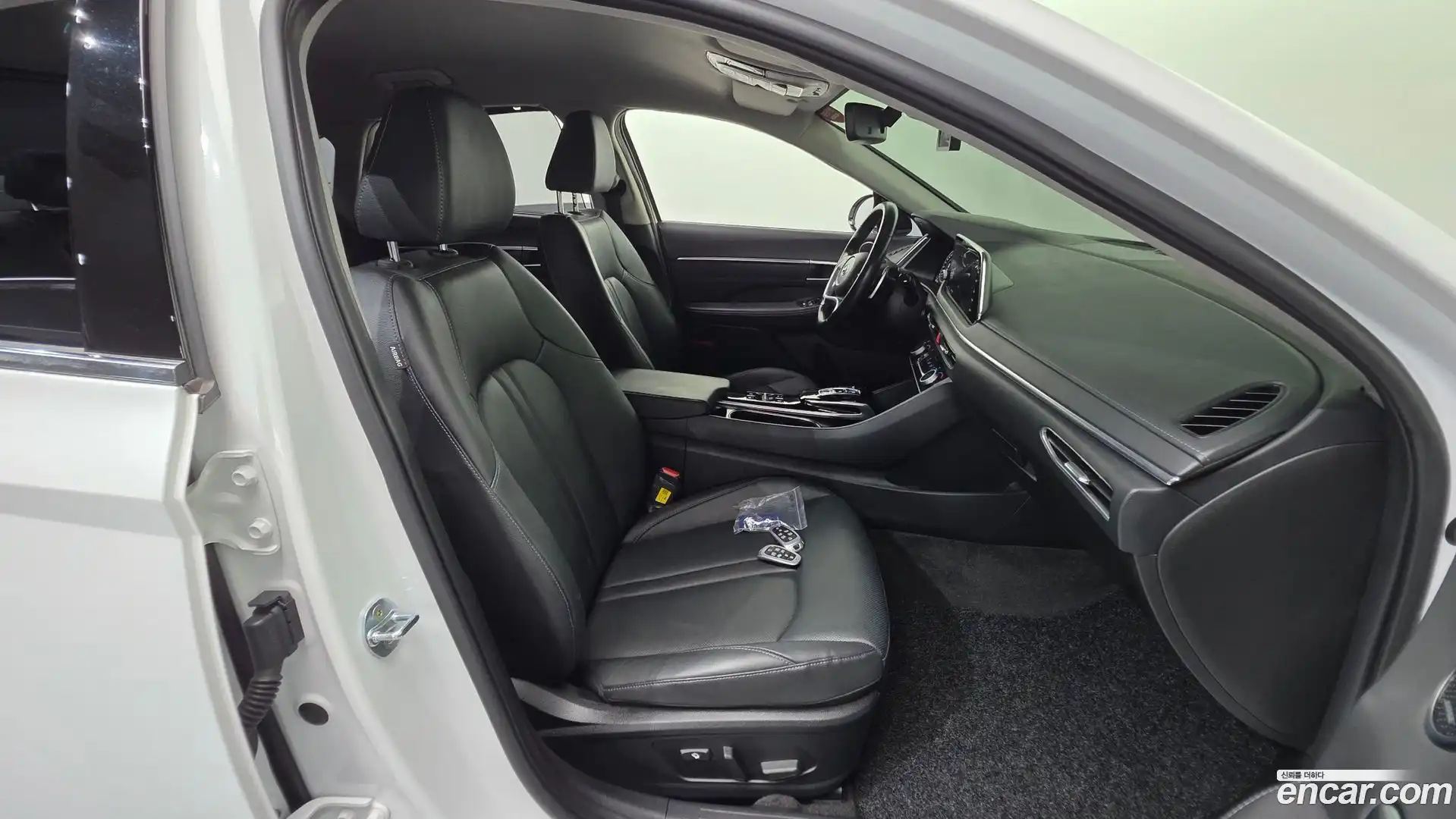 Sonata Hyundai 2022.5-INNER-036